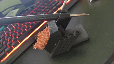 T12 Hand holder