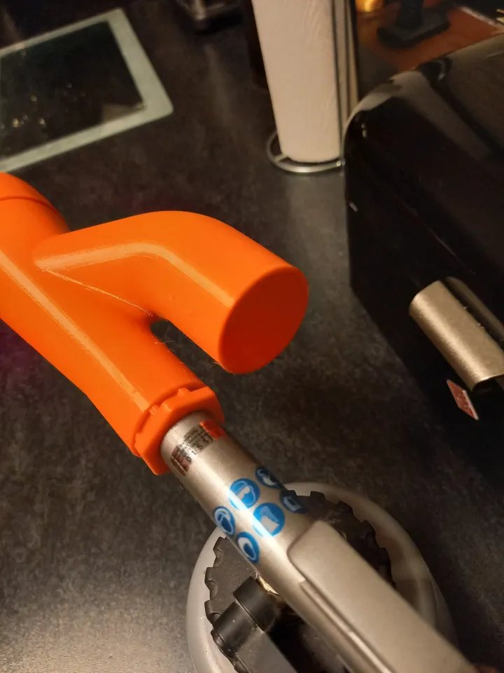 Tornador vacuum cleaner connection by plex41