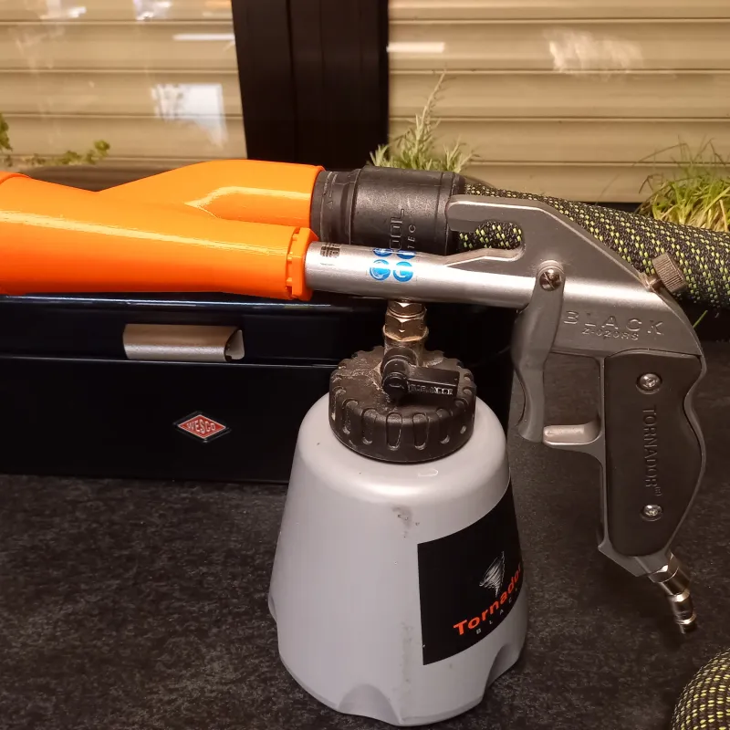 Tornador vacuum cleaner connection by plex41