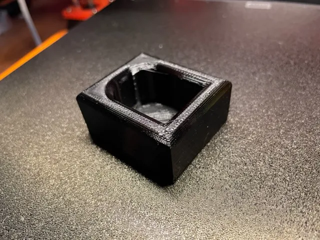 Revell cement 12.9g bottle holder