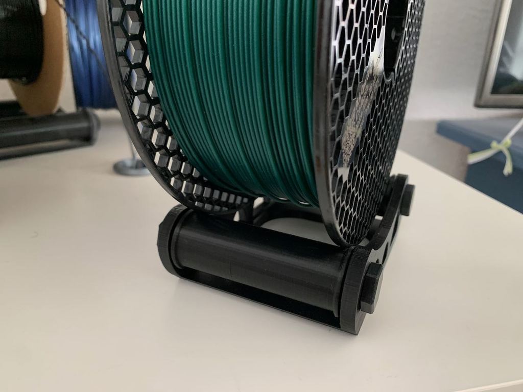 Filament Spool Holder (small version for <=Prusament)