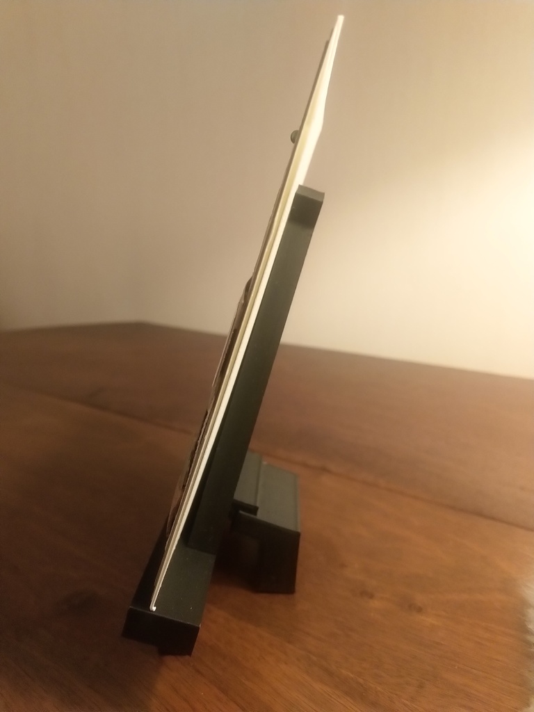 Miniatura 6 do modelo 3D Postcard Stand