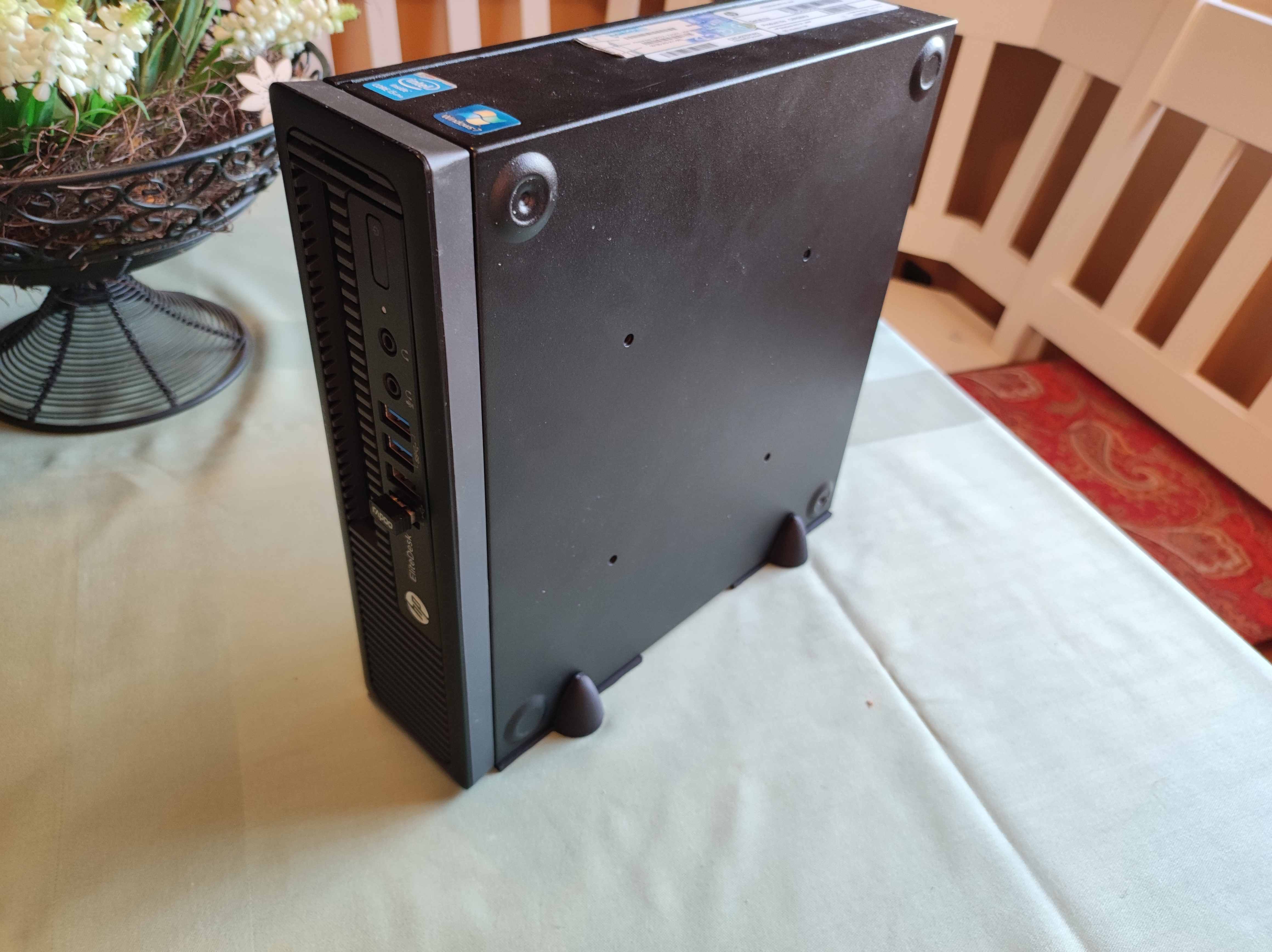 HP EliteDesk 800 G1 USDT - Vertical Stand