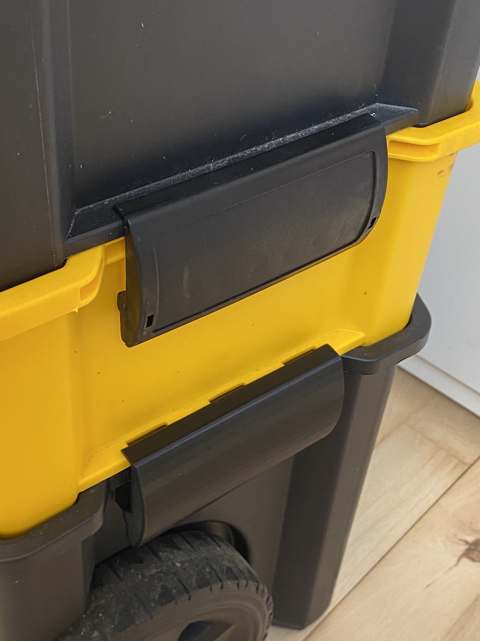 Stanley Rolling Workshop Latch (19500300)