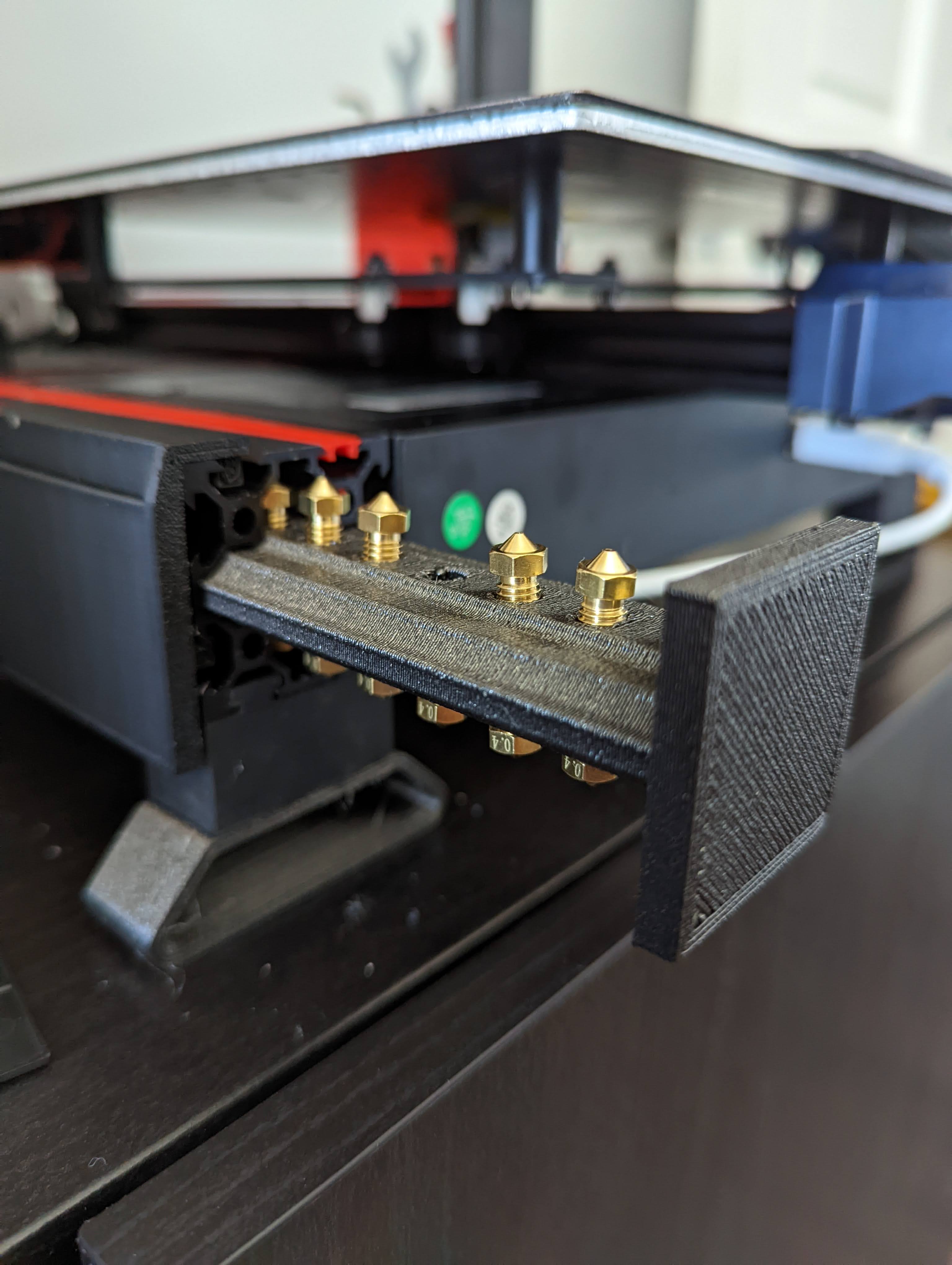 Nozzle Holder V-Slot (built-in m6 threads)