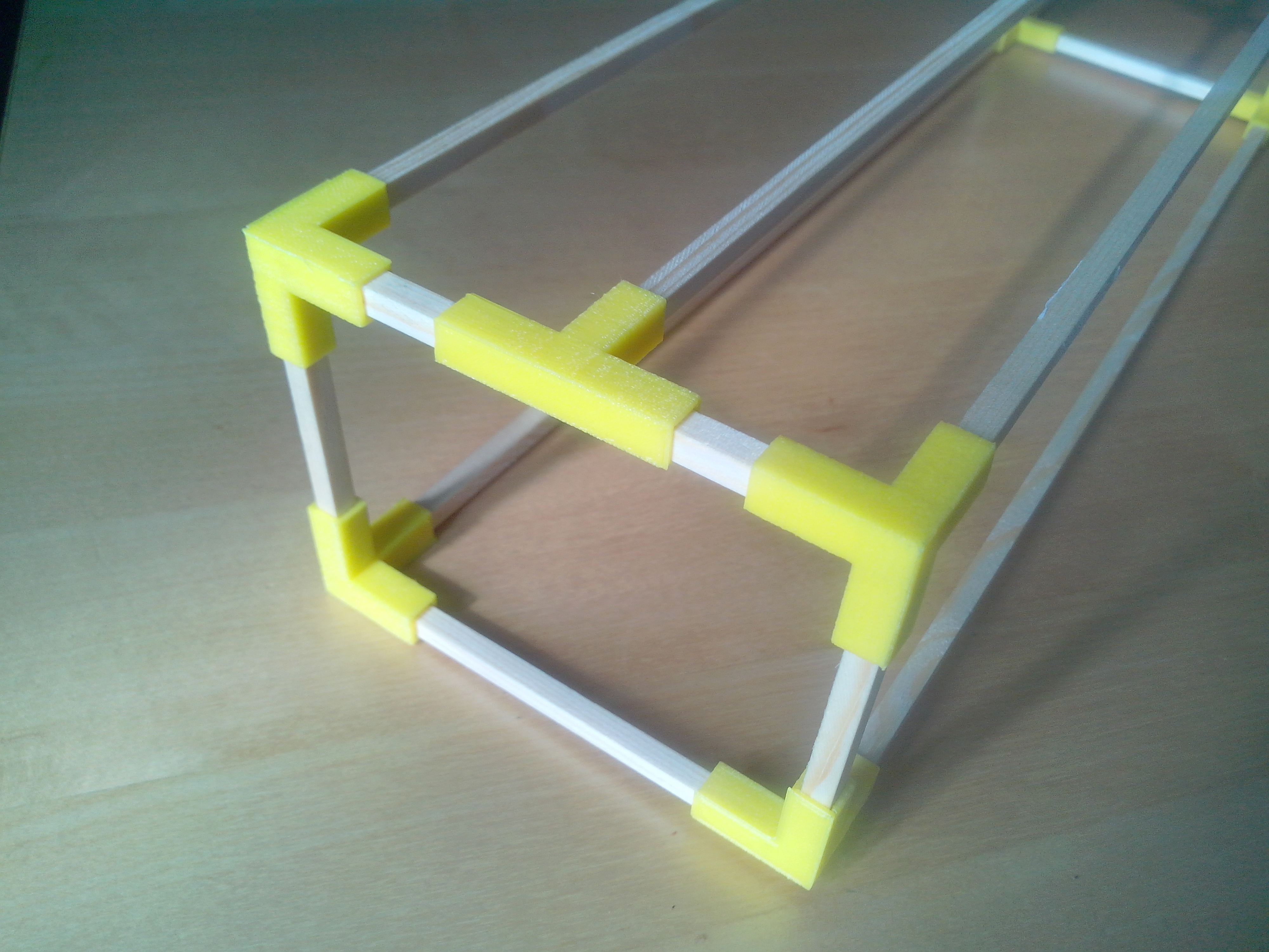 Connector for 5mm x 5mm wooden rods