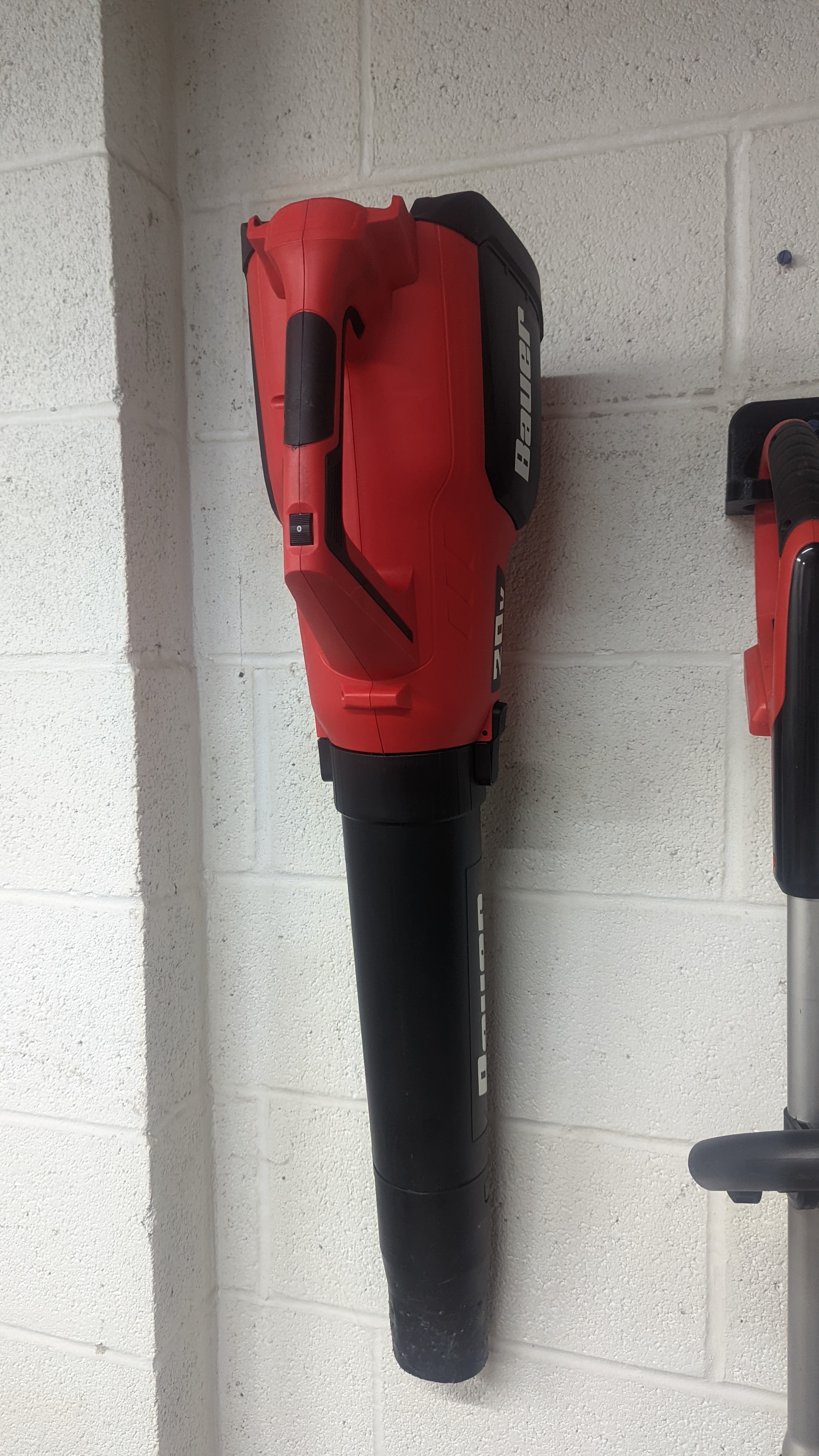 Bauer 20V Blower Wall Mount