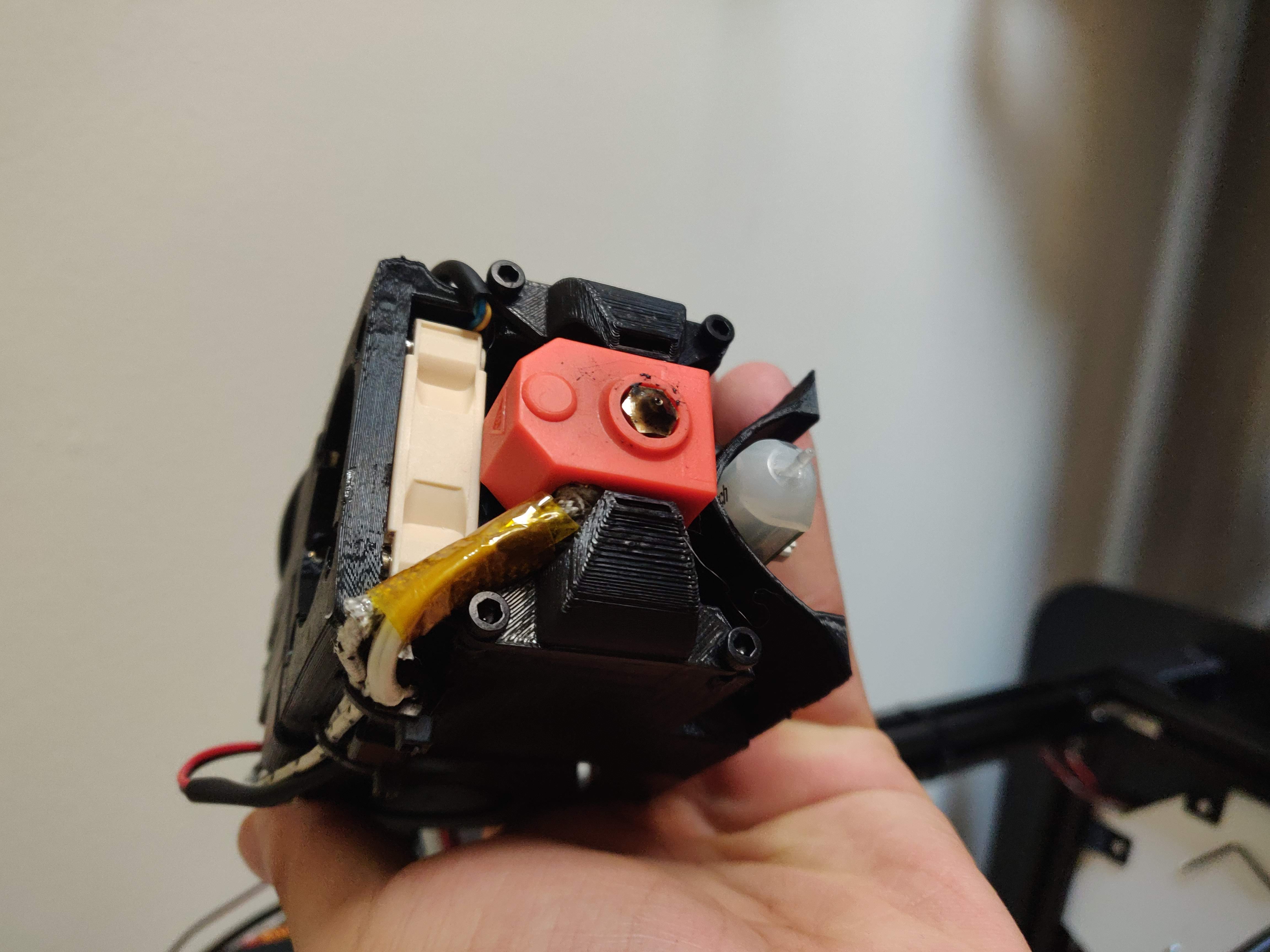 Miniatura 4 do modelo 3D Hypercube Evolution Extruder Mount Assembly