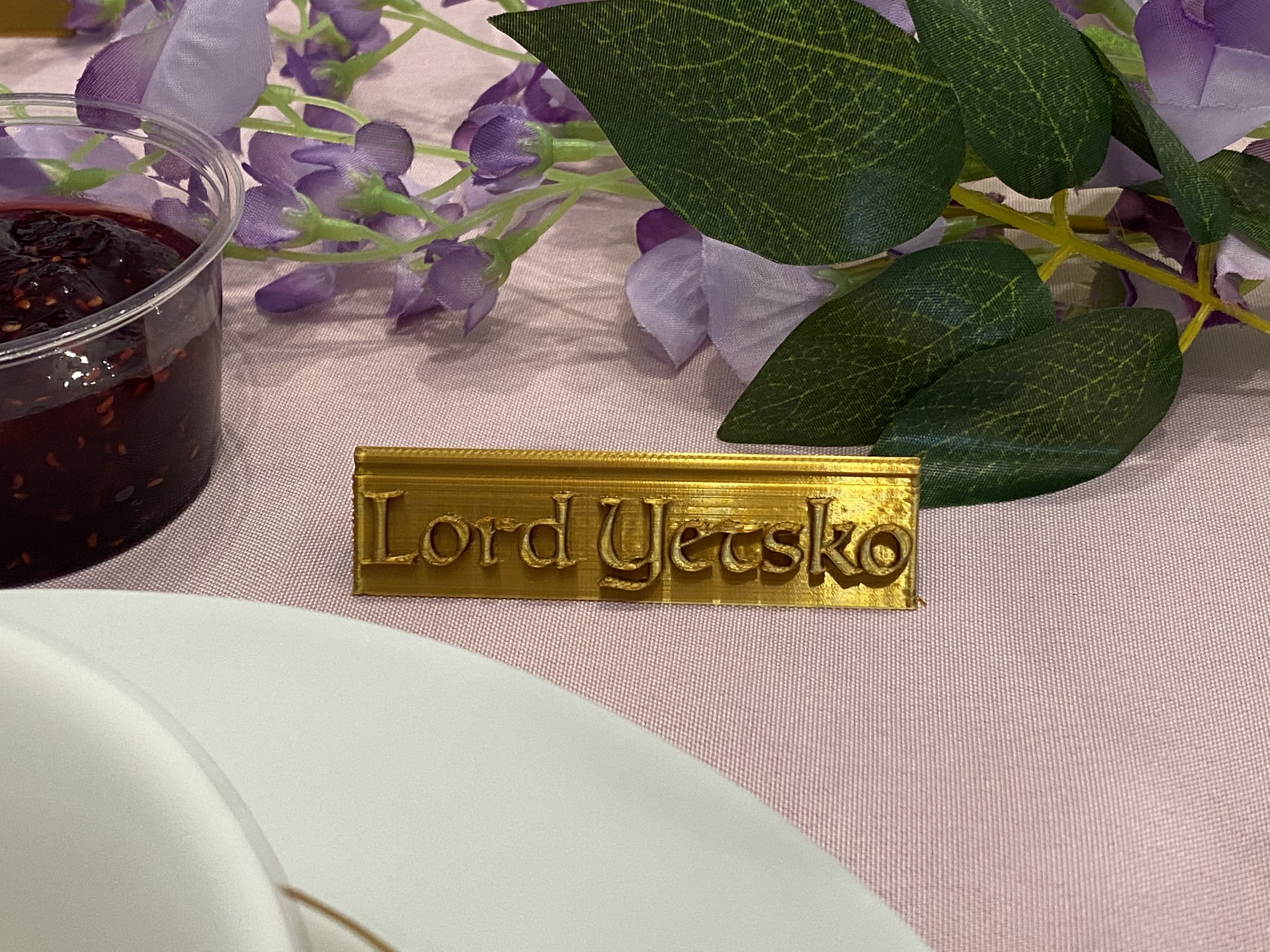 Royal Table Freestanding Name Plates