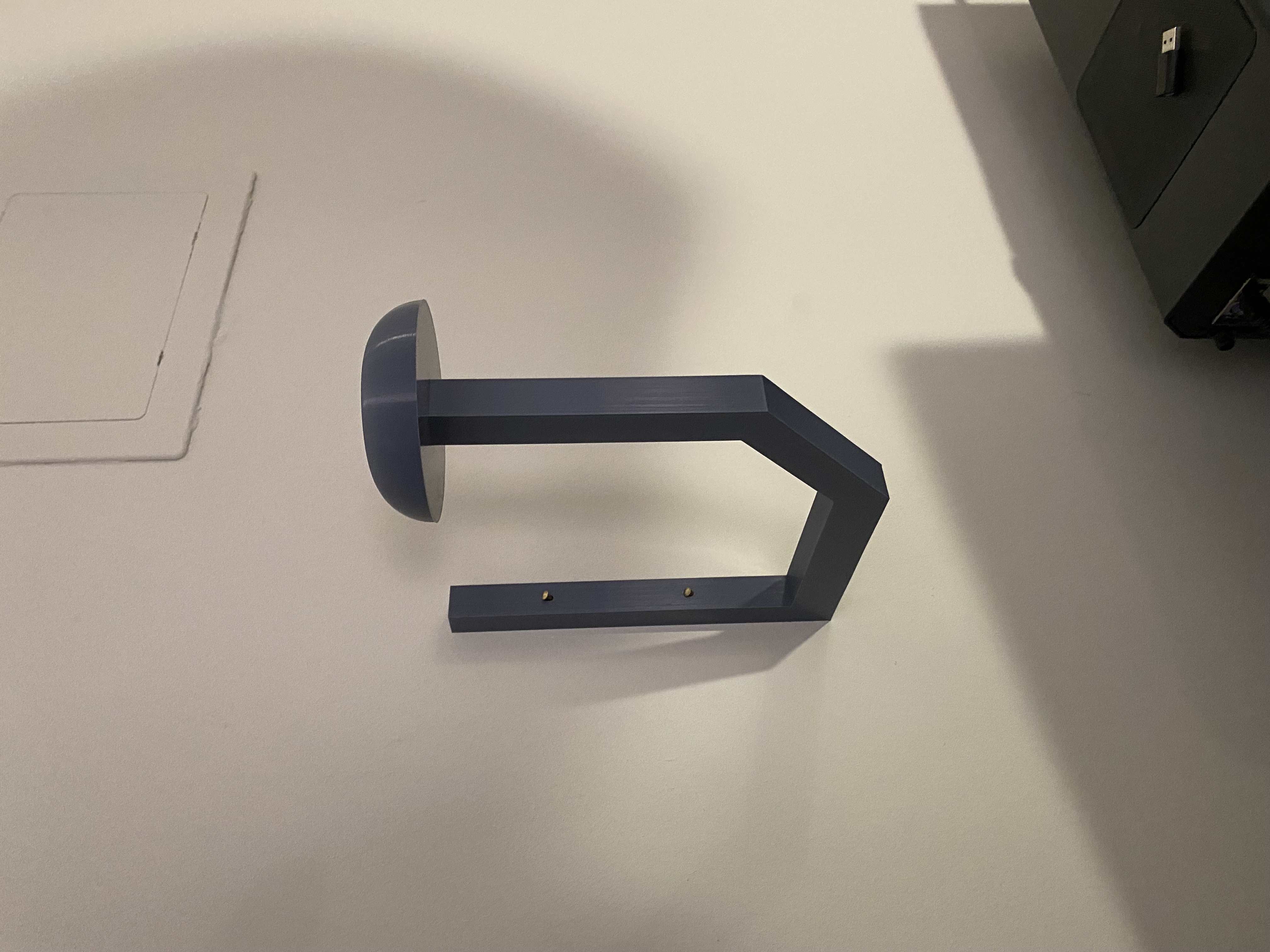 Miniatura 2 do modelo 3D Helmet Wall Hanger