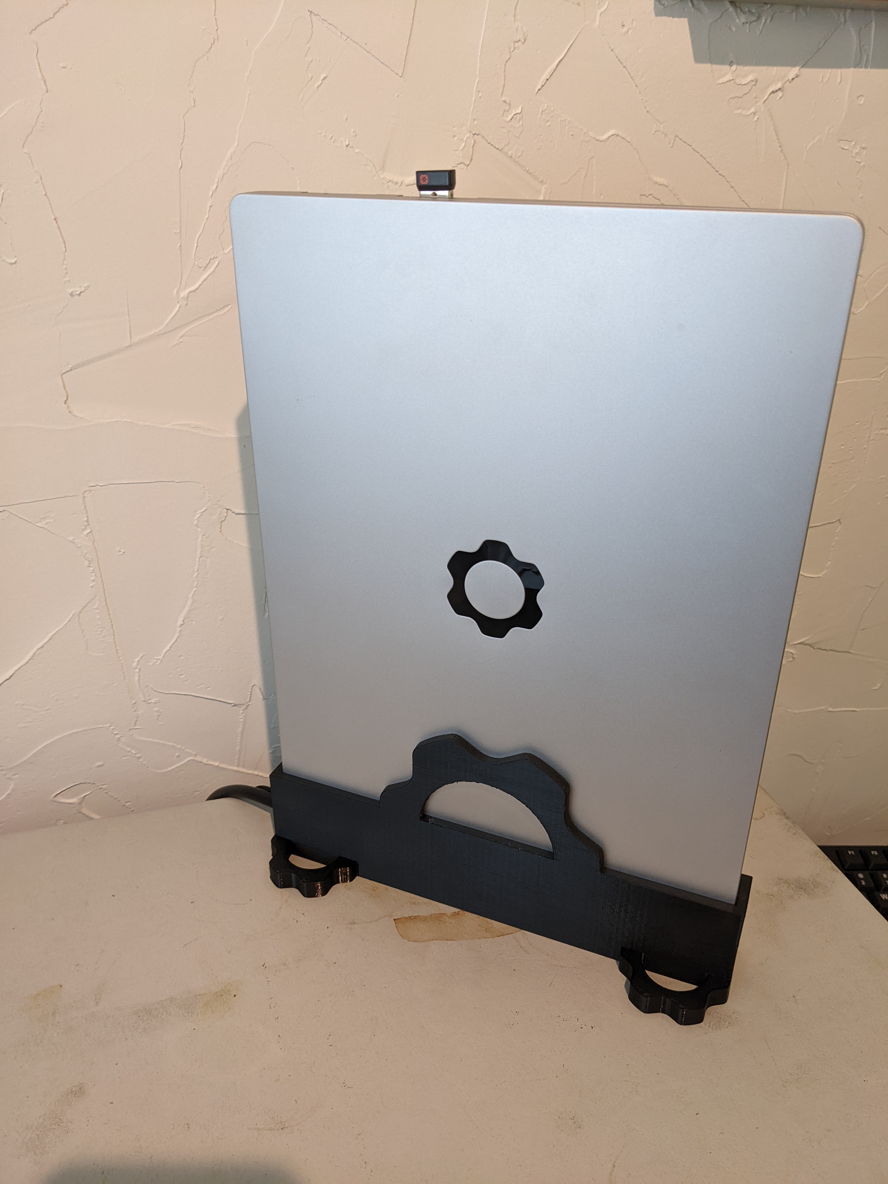 Framework Laptop Side stand