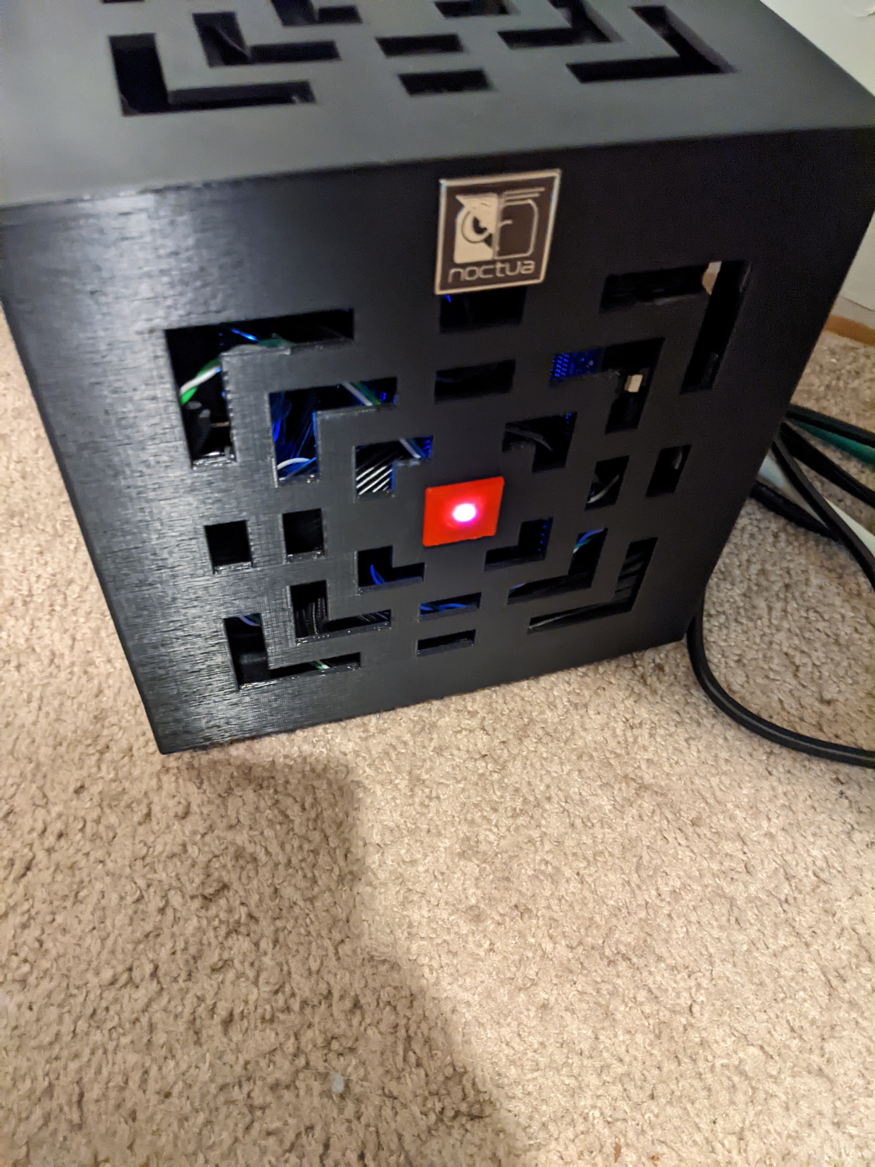 "The Cube" Mini ITX case extras