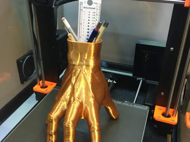 Pencil holder thing