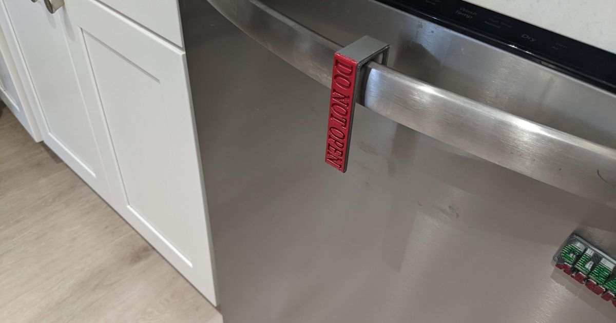 Dishwasher DO NOT OPEN plaque/sign hanger by gameyspirits Download