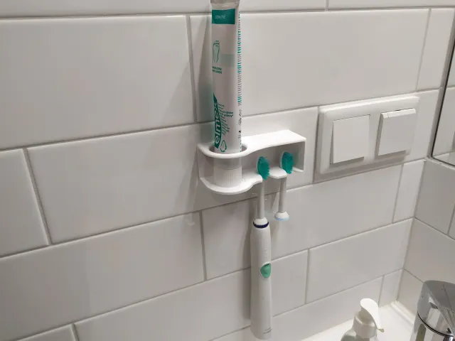 Toothbrush holder (Philips Sonicare)