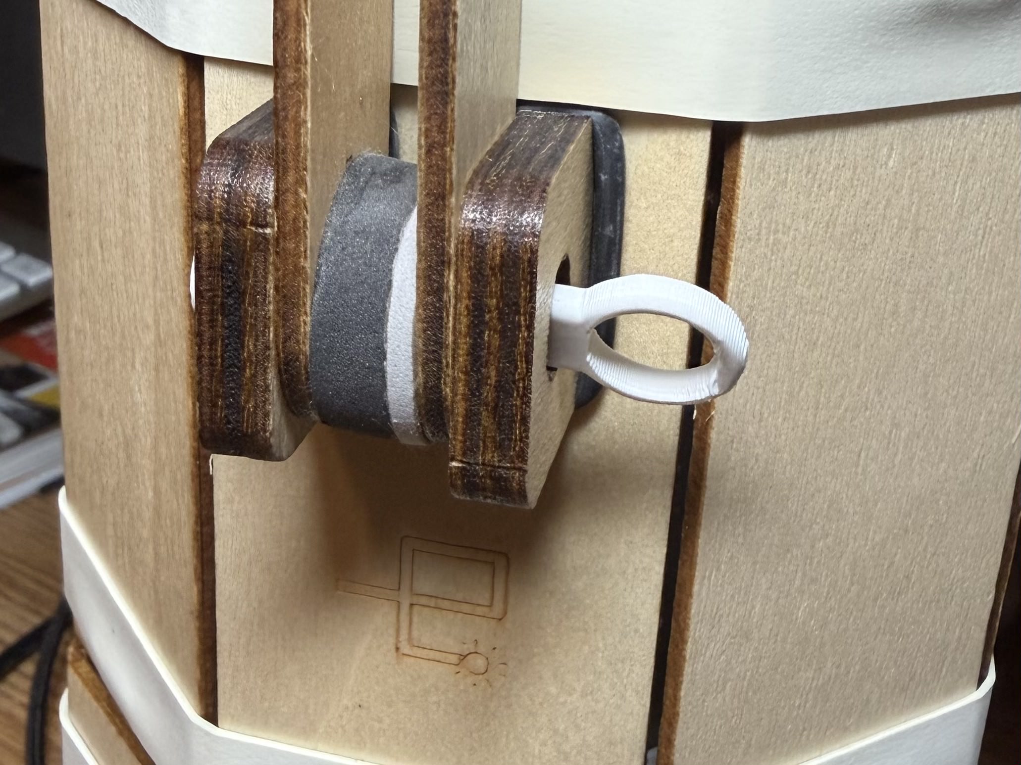 Kiwi Co 2-in-1 lamp replacement dowel