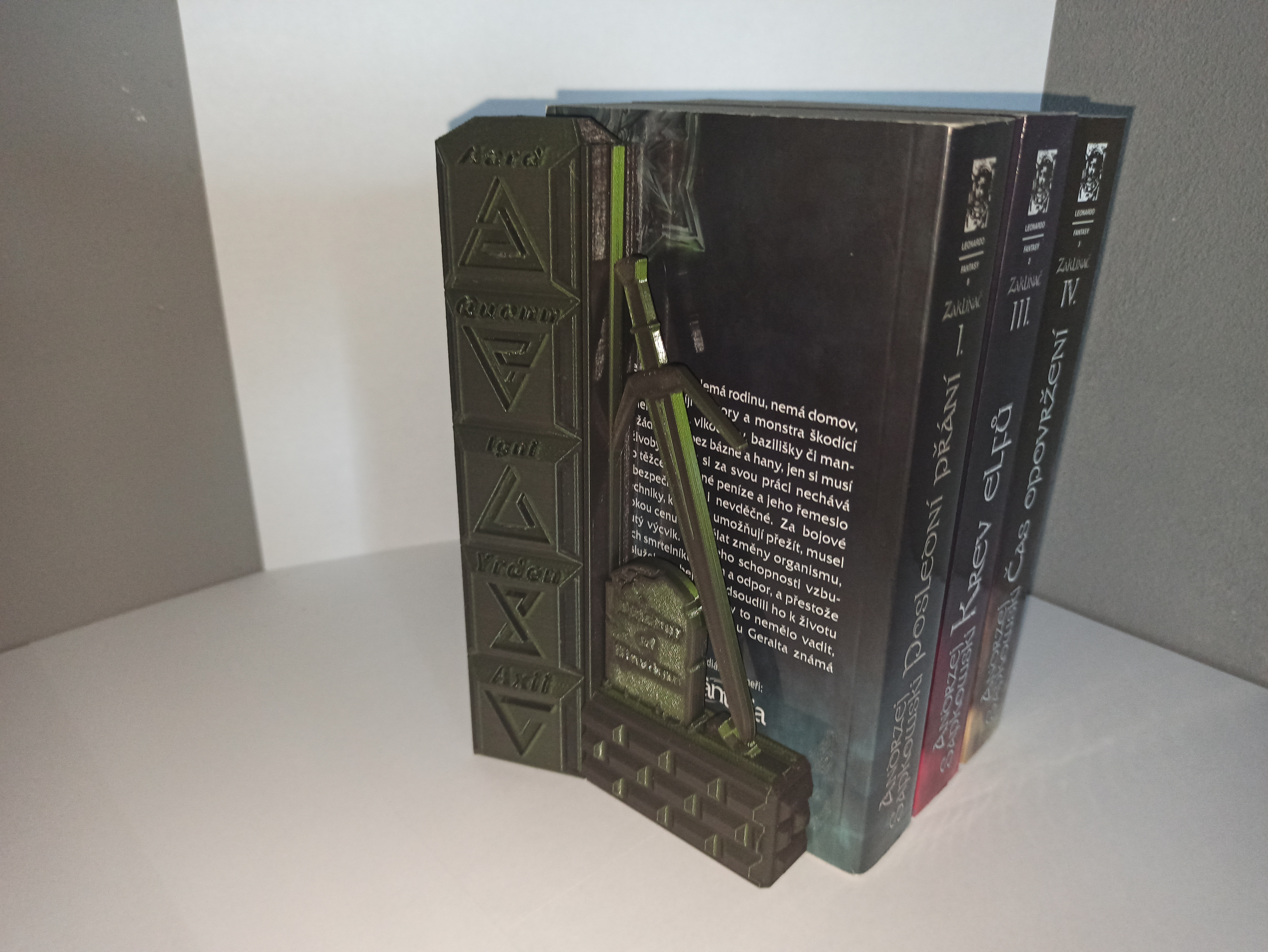 Miniatura 3 do modelo 3D THE WITCHER BOOKEND