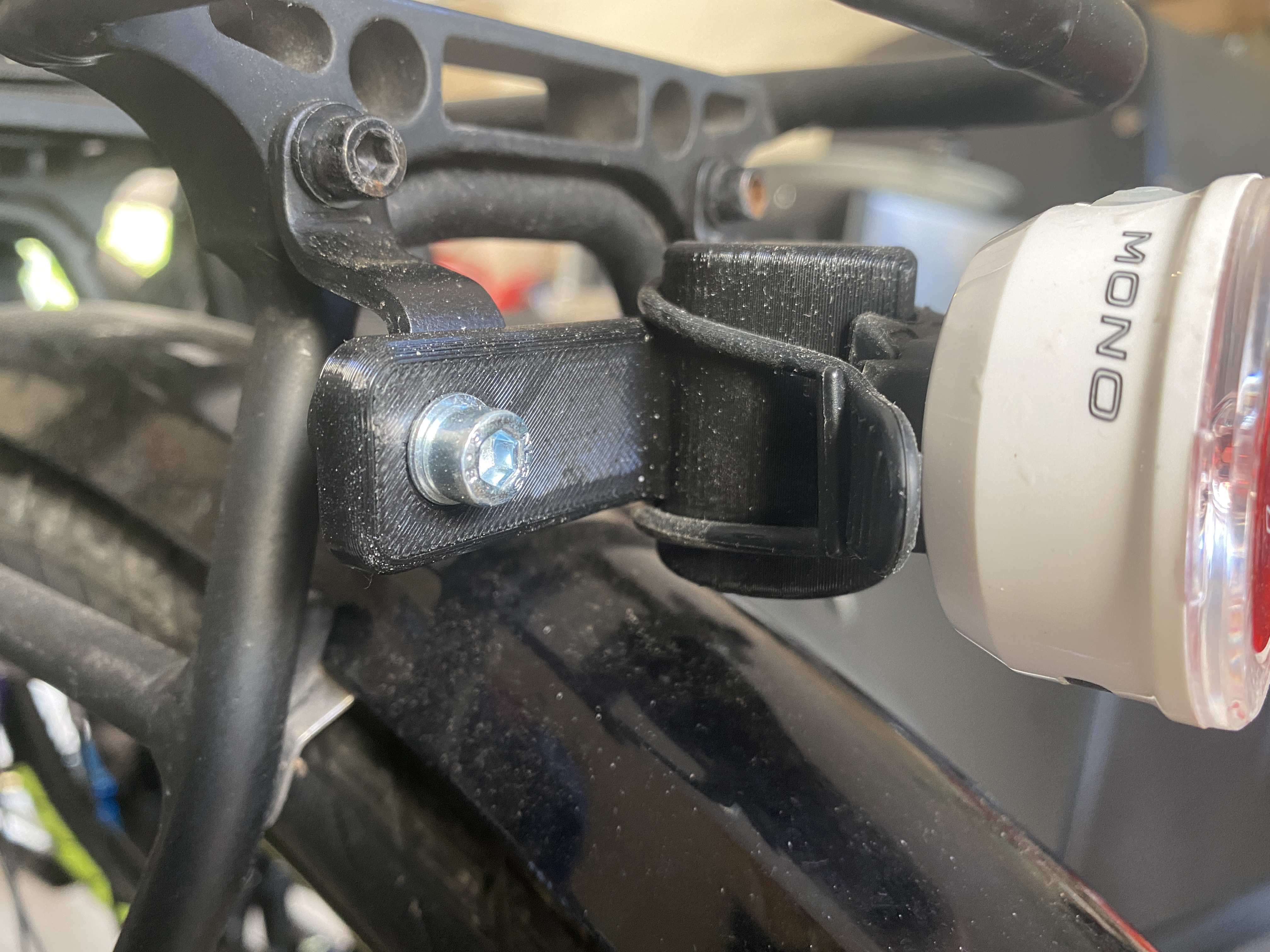 Halter für Rücklicht