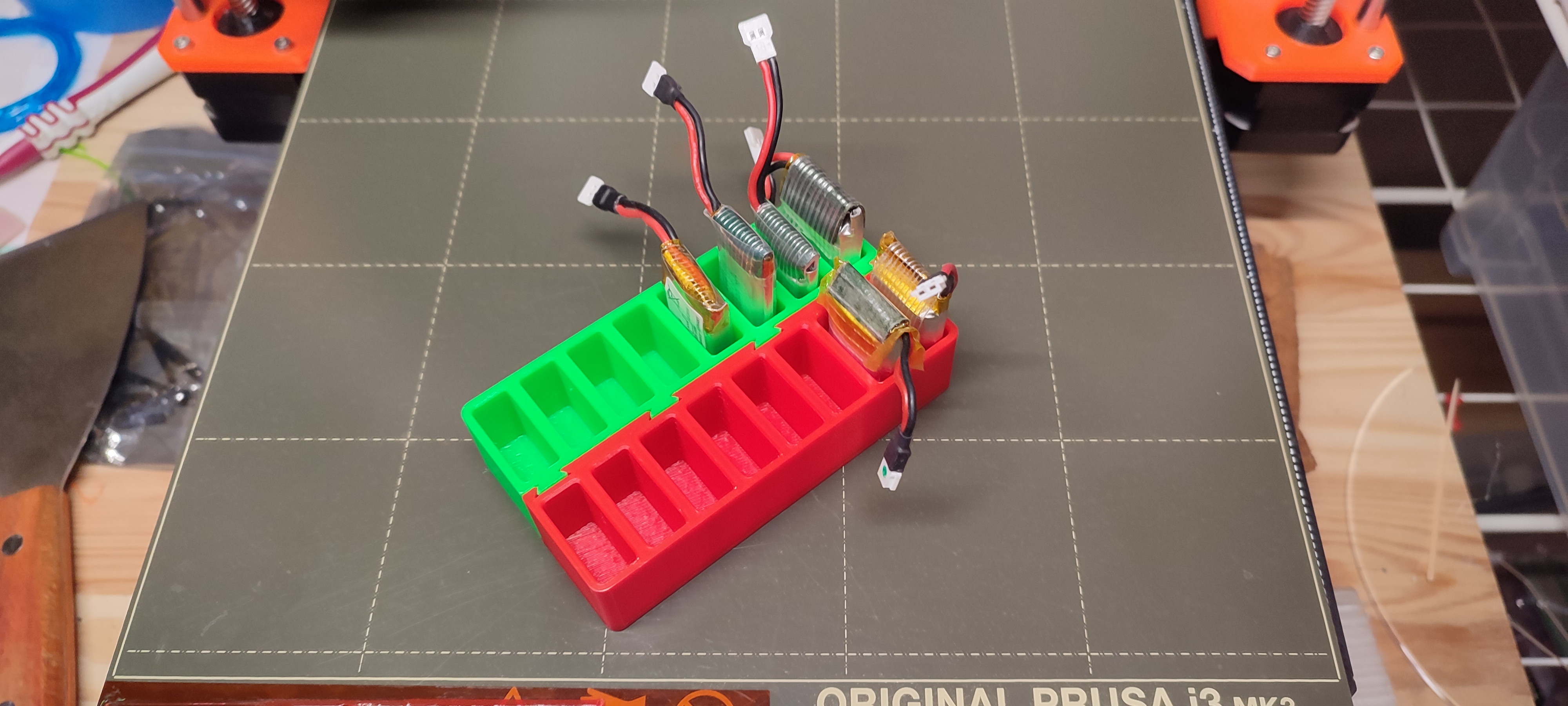 1S LiPo Organizer (full/empty)