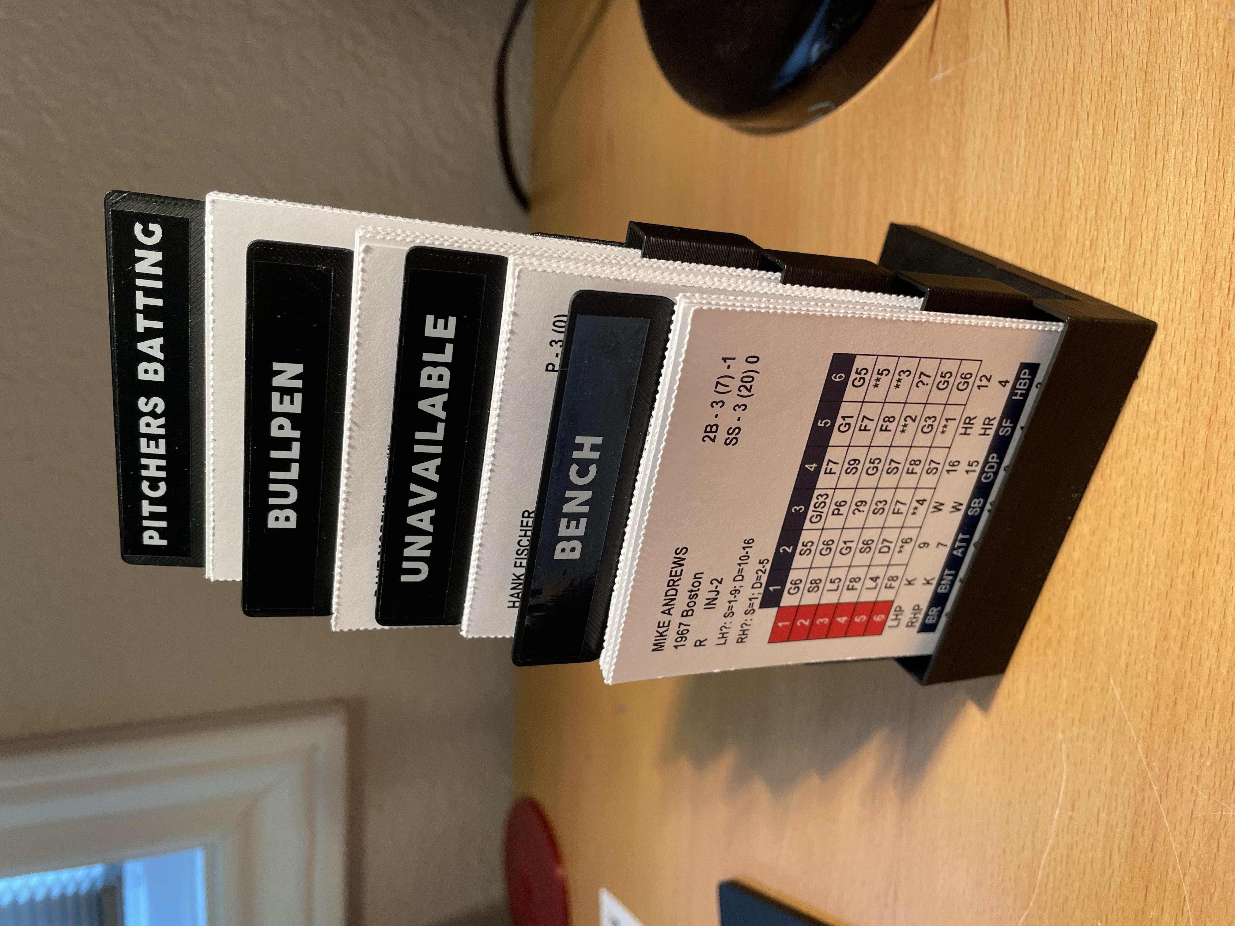 Expandable, Vertical Card Display