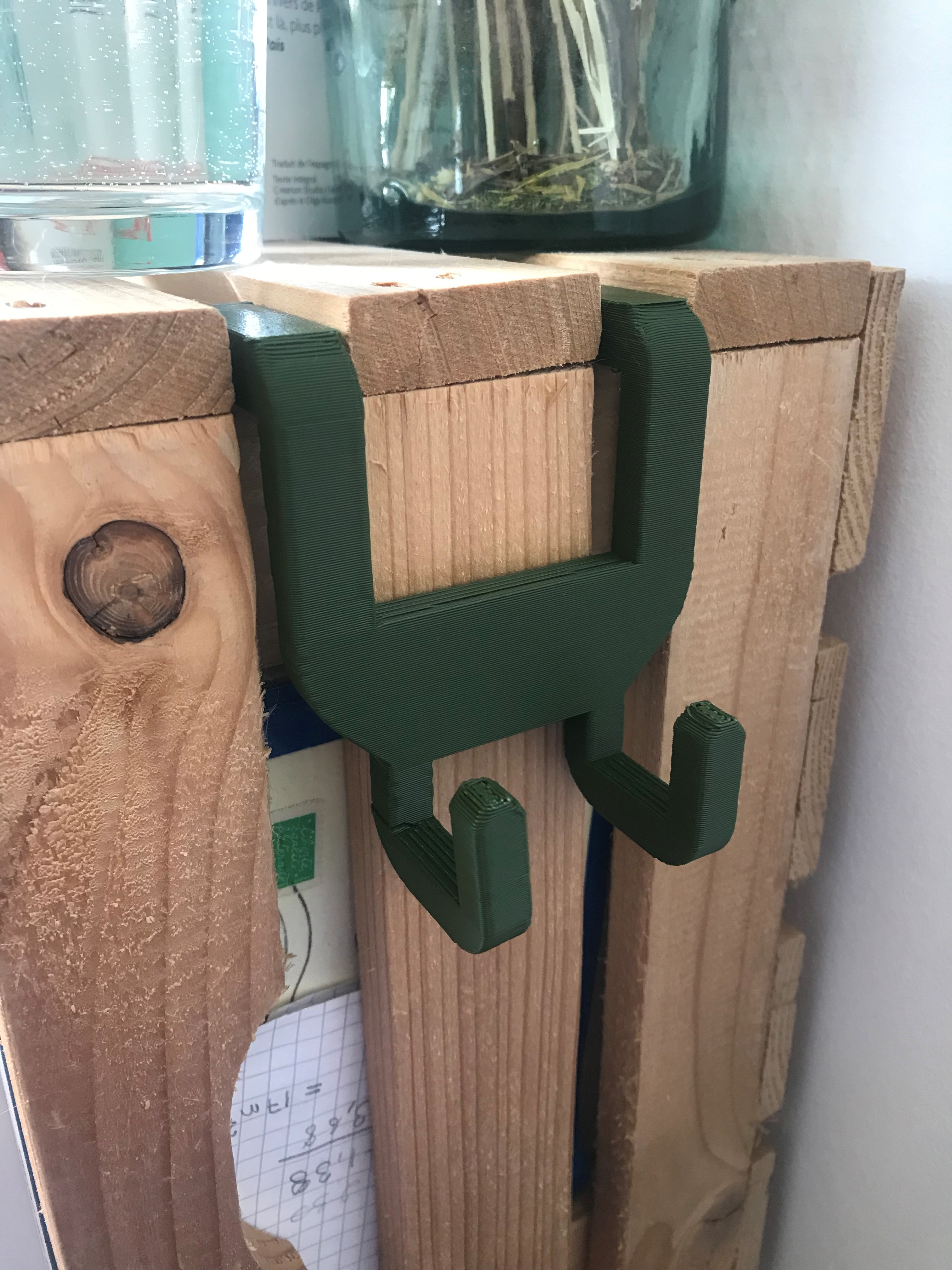 Hook for phone
