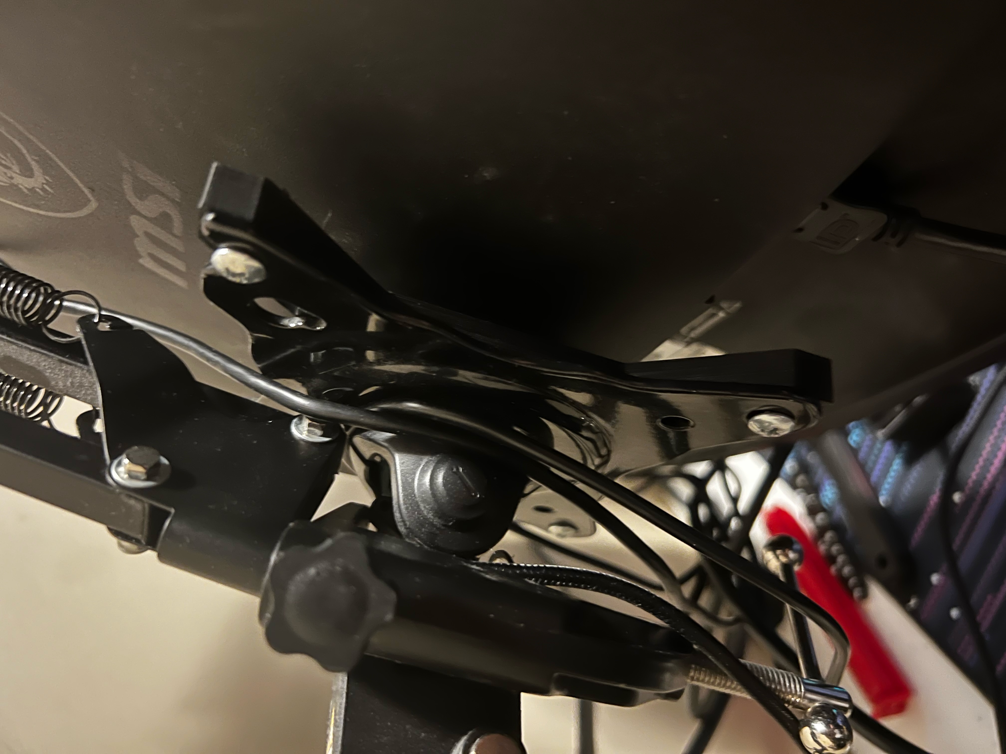 Msi Optix G24C Vesa Adapter 100x100 by Perendinate Download free STL