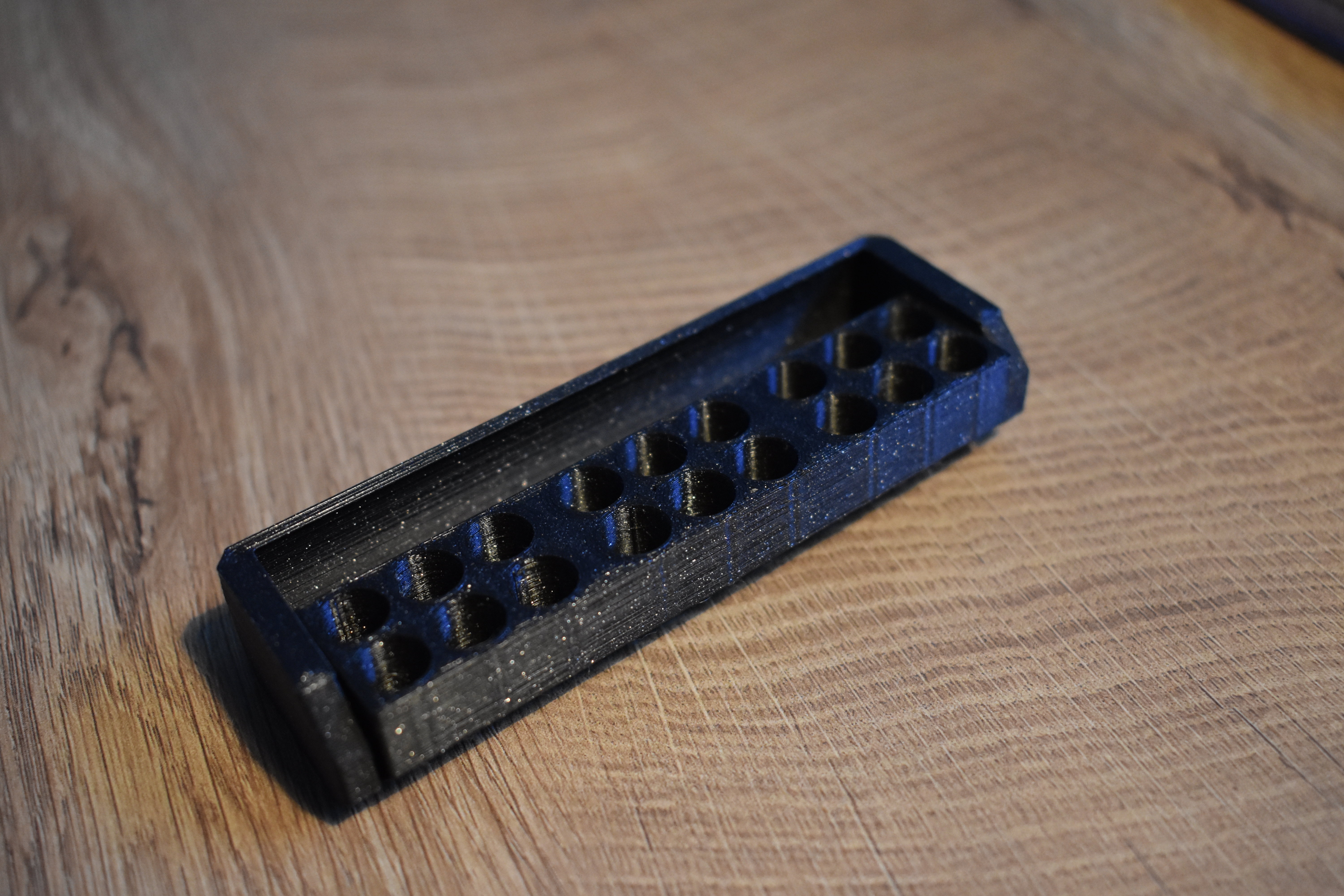 Miniatura 5 do modelo 3D Hex bit holder - 18 bits