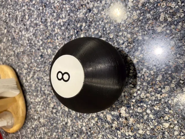 Magic 8 ball with battery