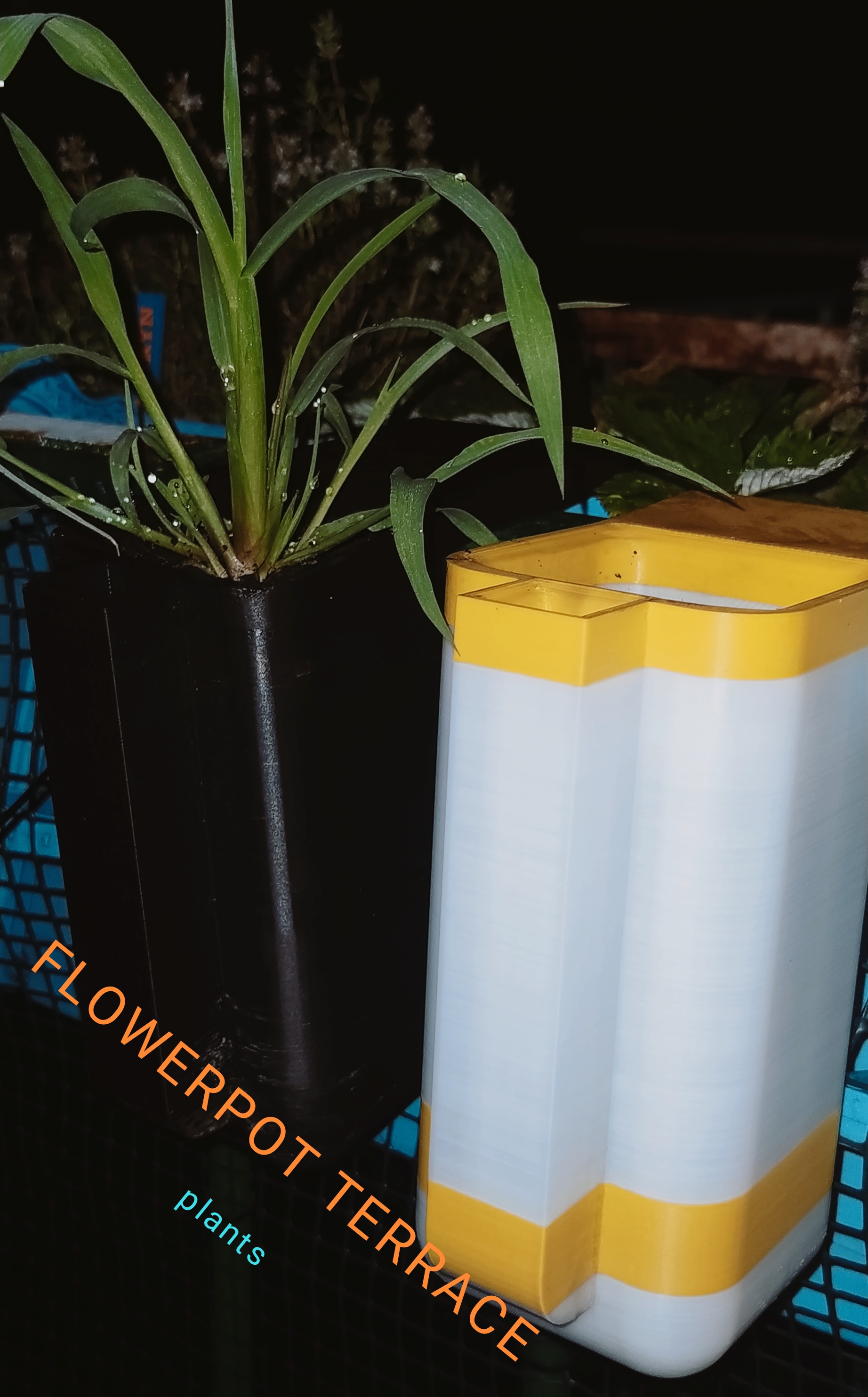 Balcony pot