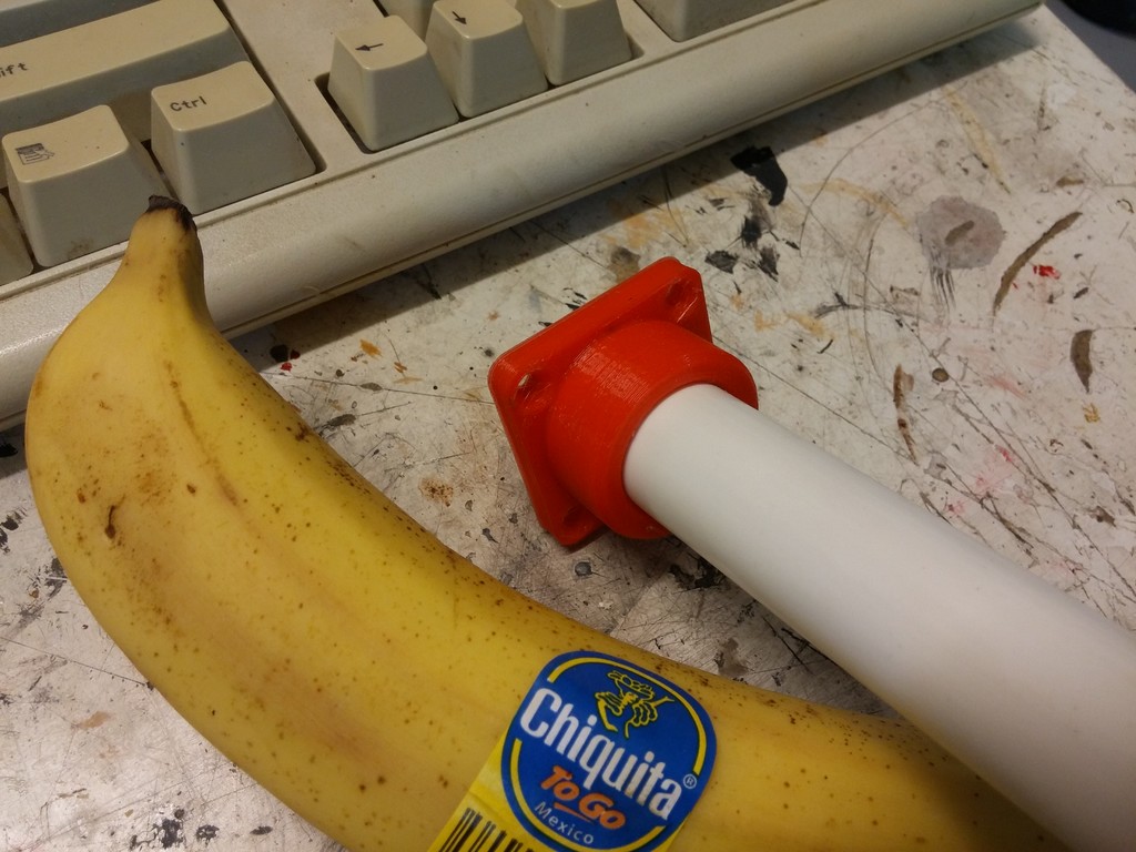 1/2" PVC PassThrough Bulkhead/Hanger by gia Download free STL model