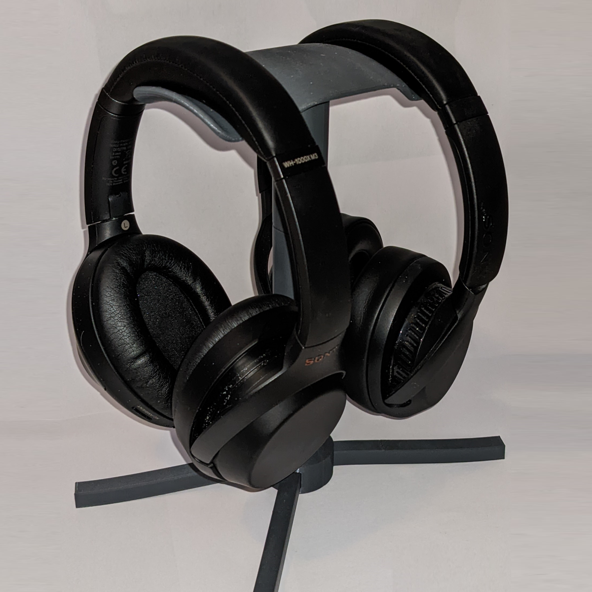 Dual Headphonestand — thumbnail 3