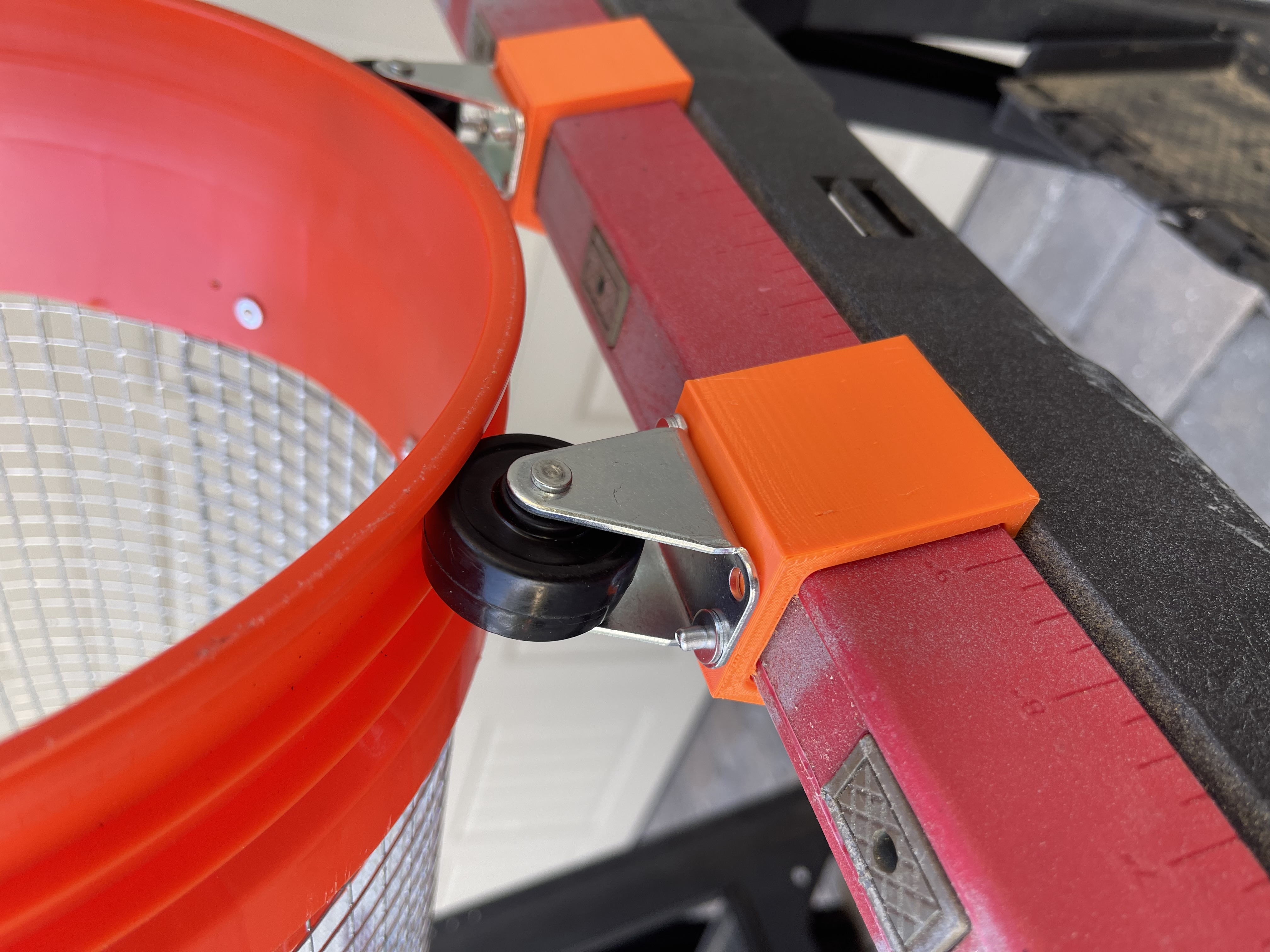 Trommel Sifter Sawhorse Roller Adapter
