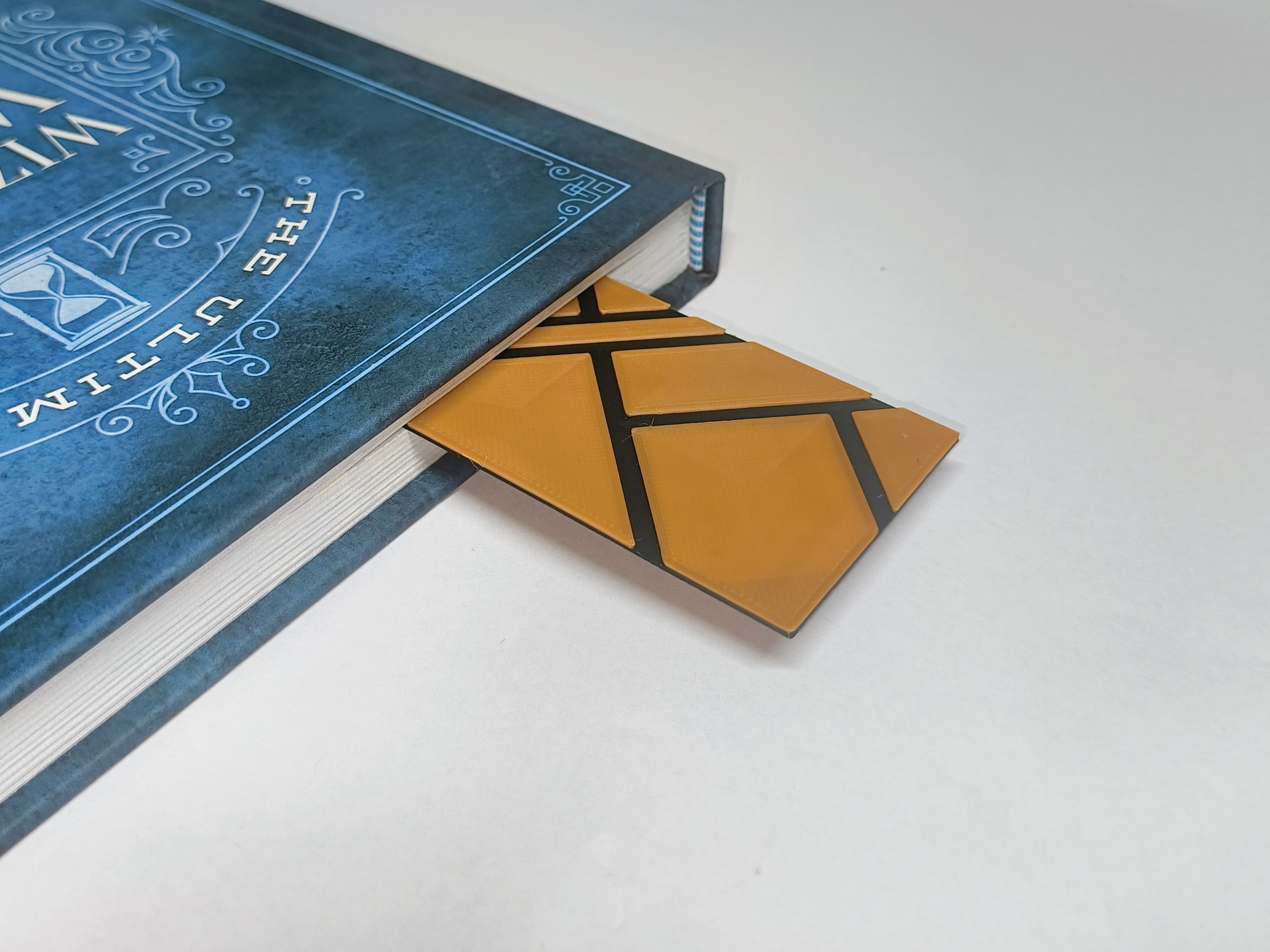 Miniatura 3 do modelo 3D Geometric Two-Colour Bookmark