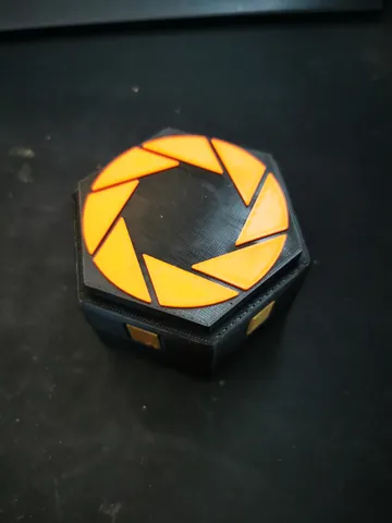 Aperture Laboratories Topper