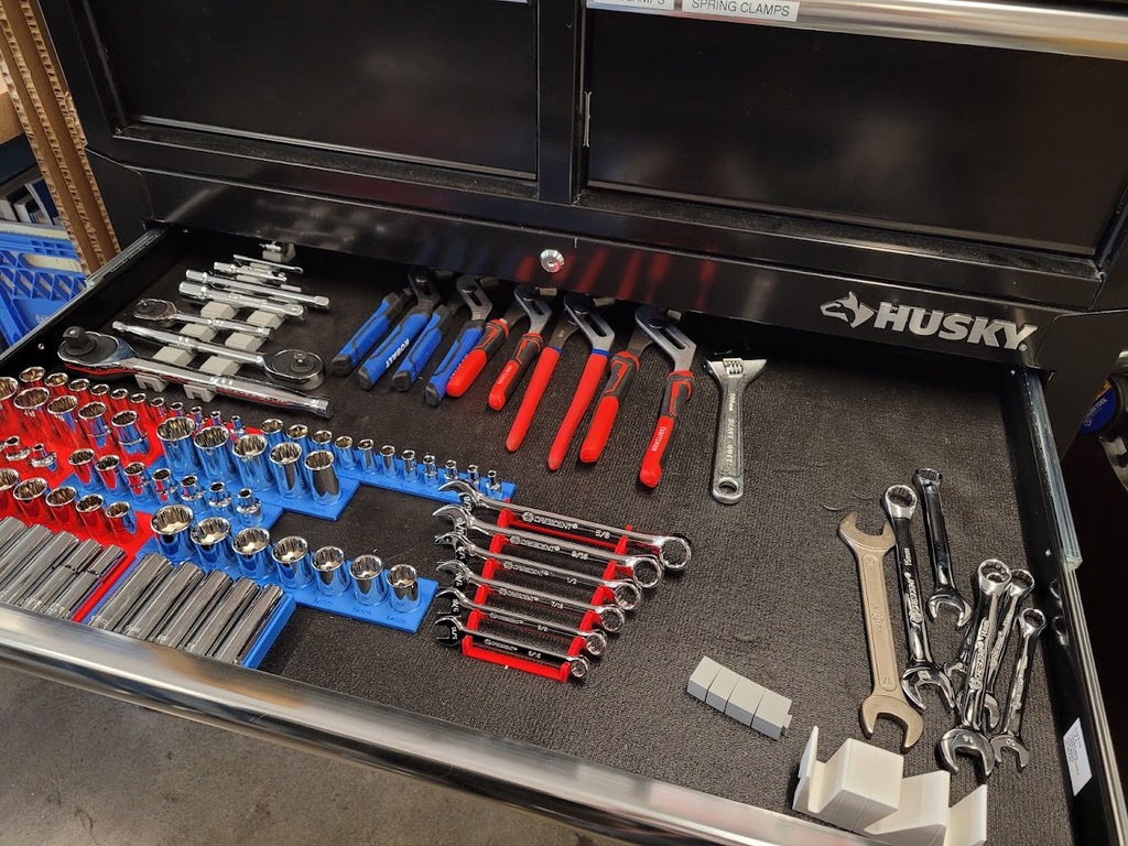 Pliers/Channel Locks Organizer by CSUM Makerspace