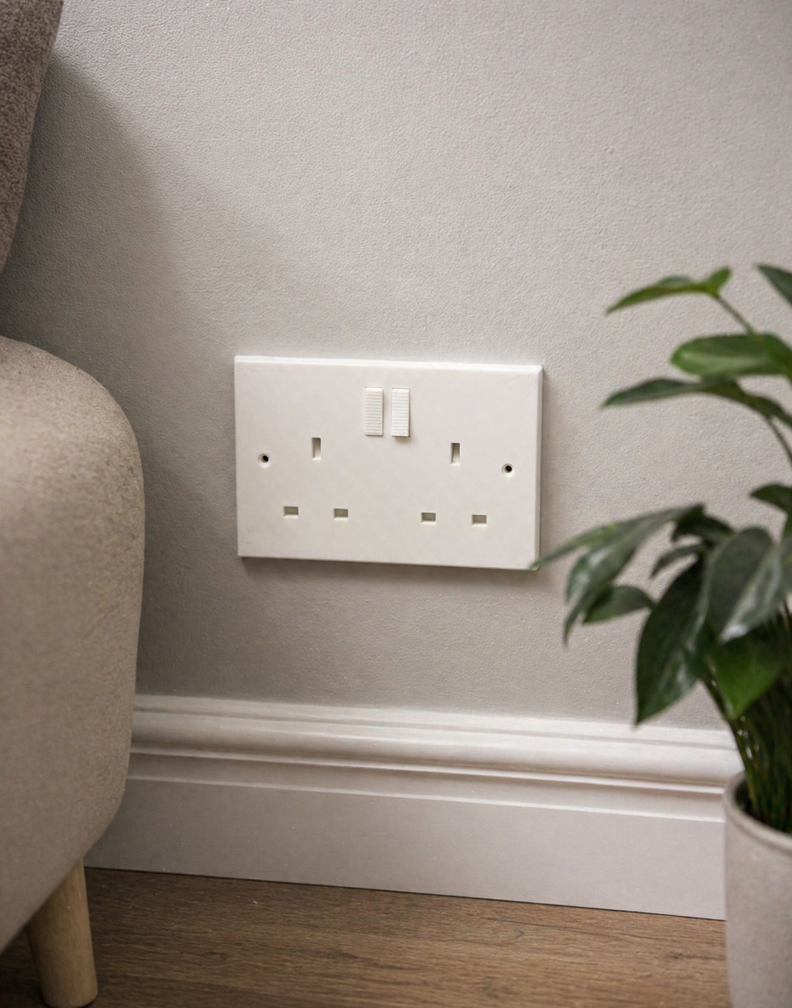 False Double Socket UK and EU