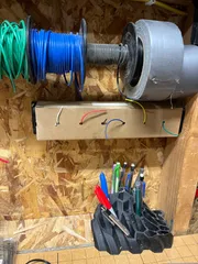 22ga Box Wall Mount Wire Holder