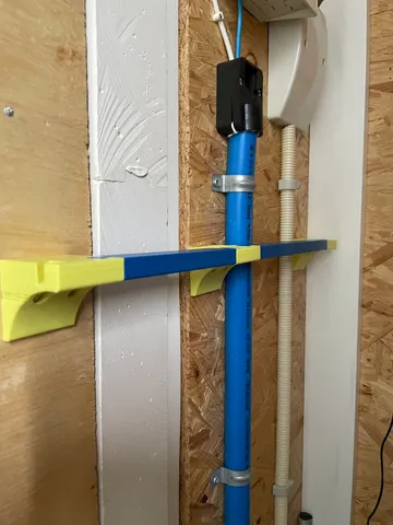 Shelf supports