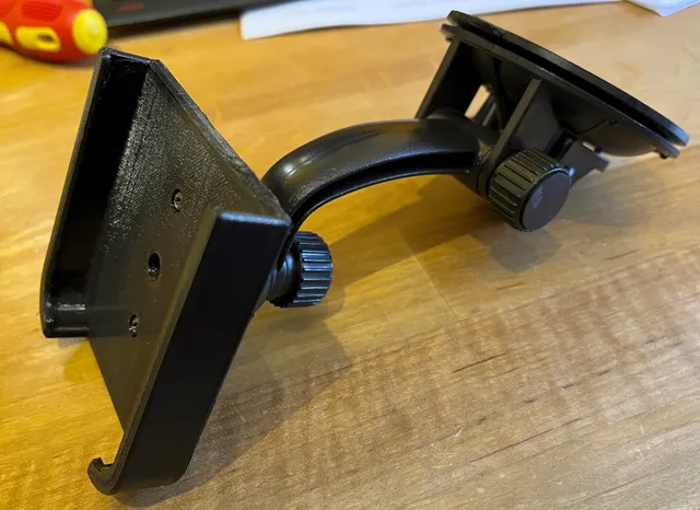 iPhone 13 Car Holder resized