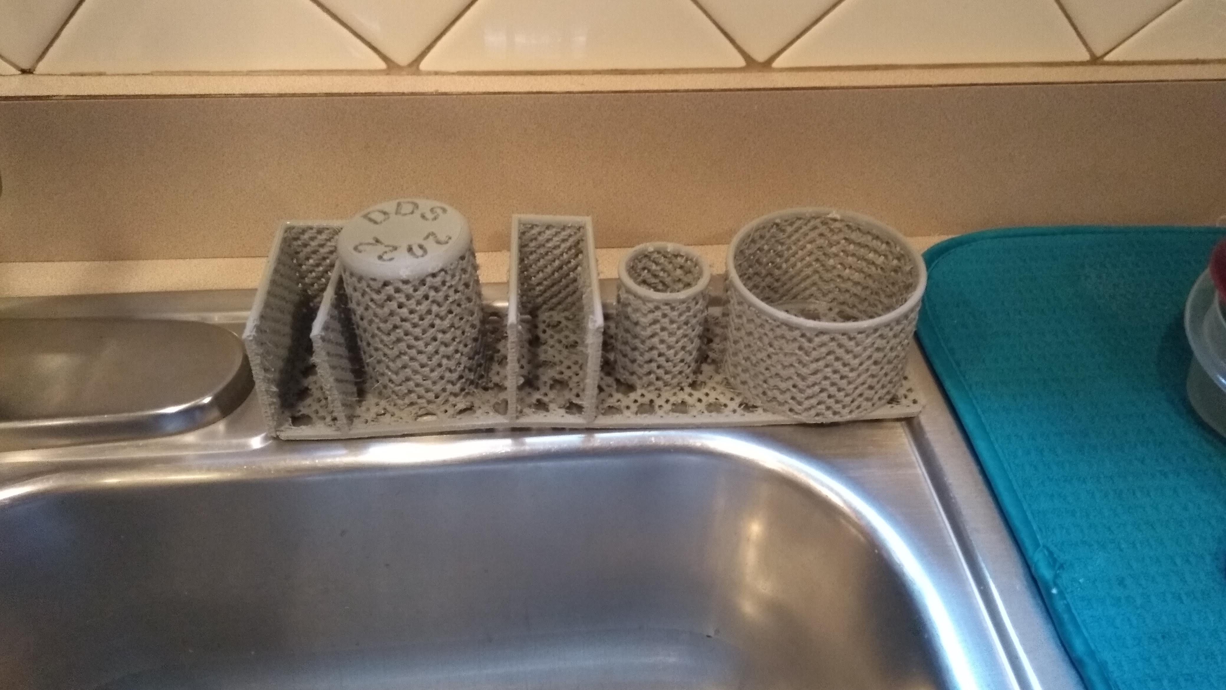 Free STL file Kitchen Sink Organizer 🔪・3D printing template to  download・Cults