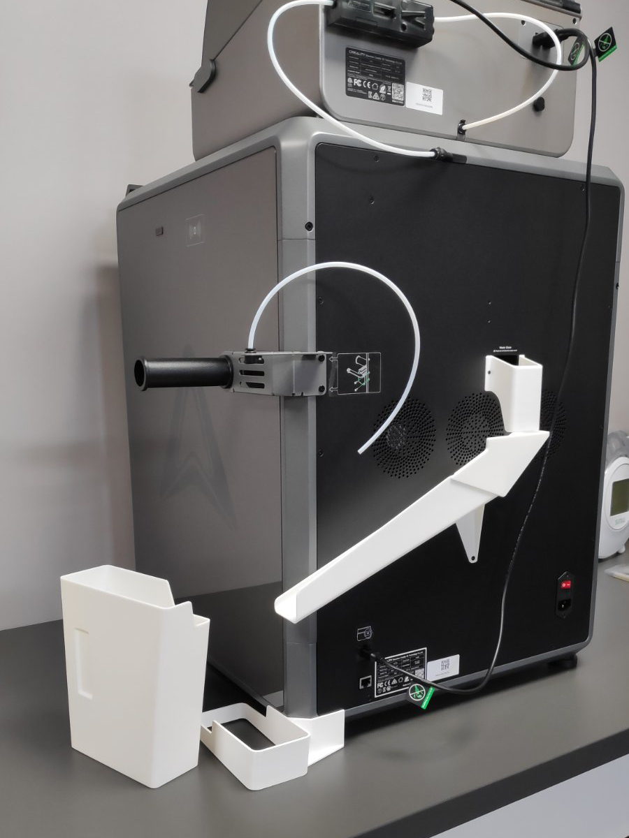 K2 Plus - Right poop chute with removable bin