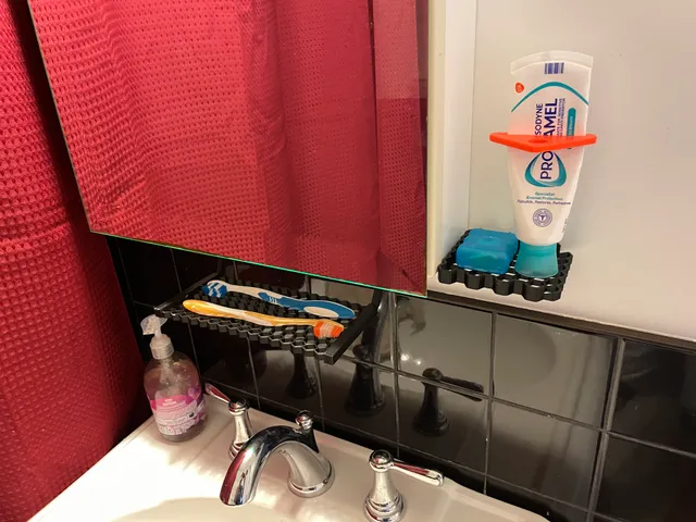 Hexagon Toothpaste Holder - Magnetic Under Vanity