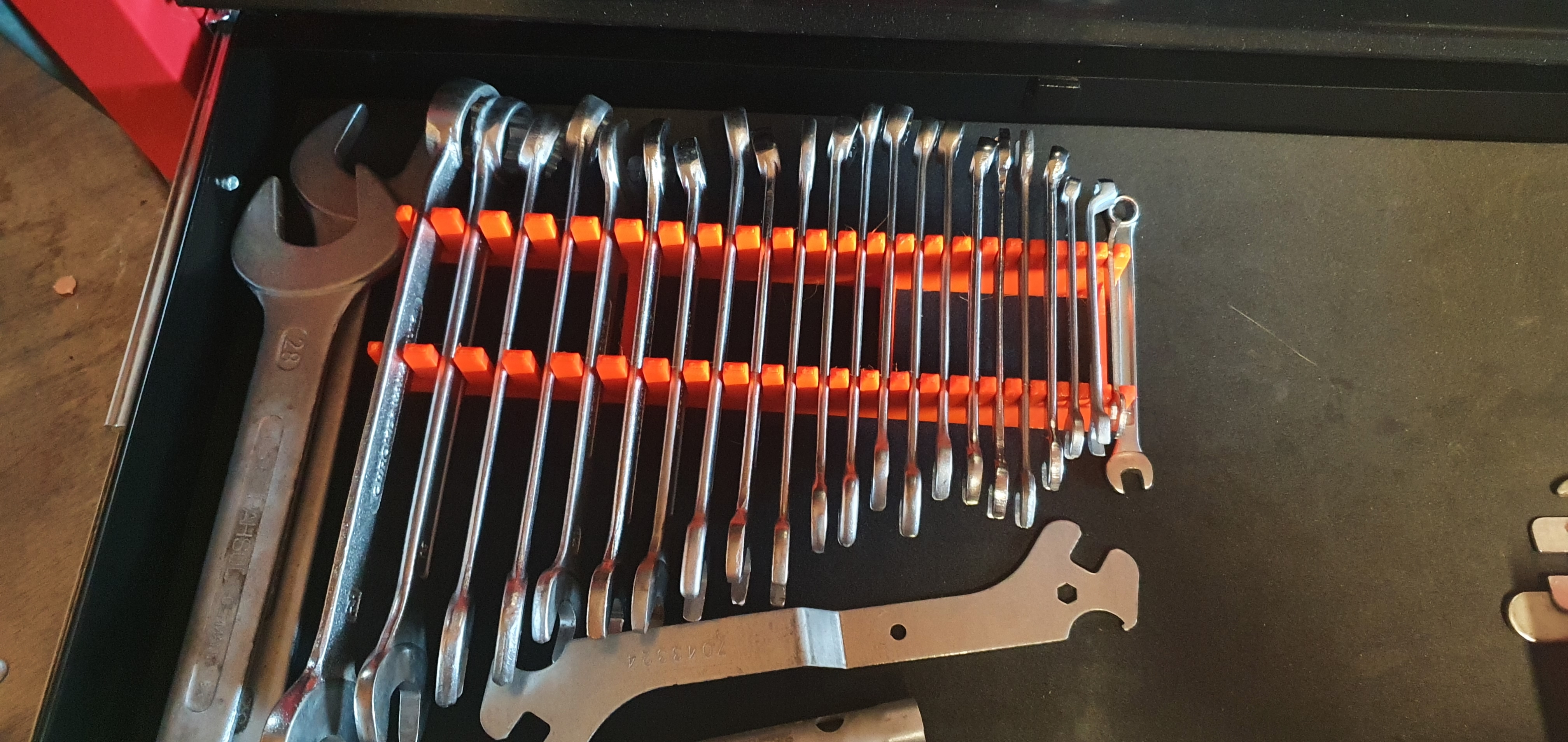 wrench holder (wrench organizer)
