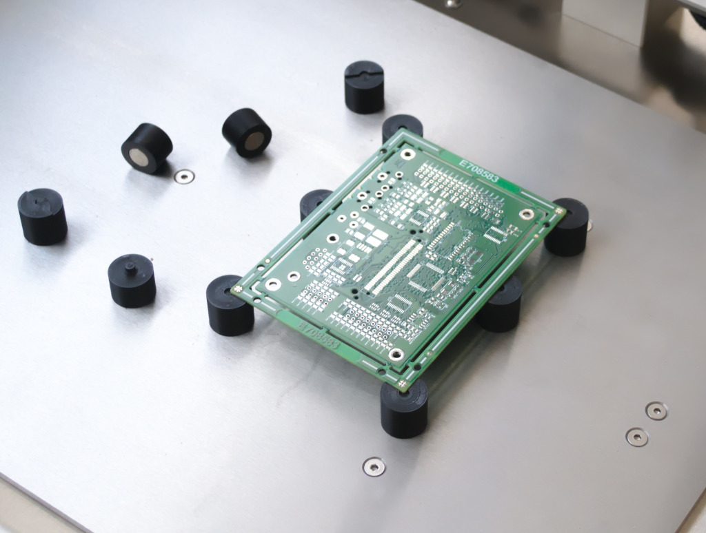 Magnetic PCB support/fixture set (parametrizable)