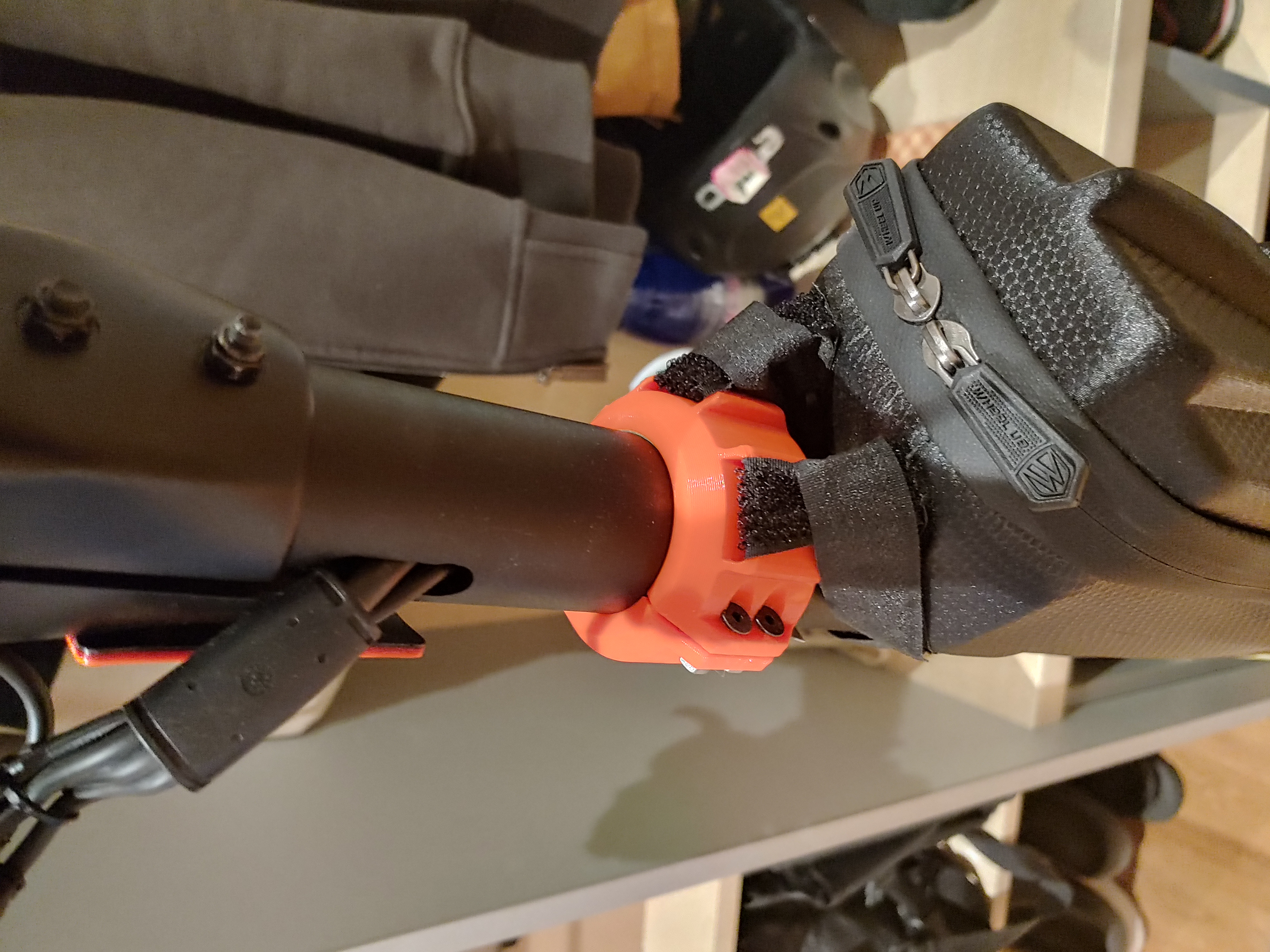 Kaabo Mantis pouch mount