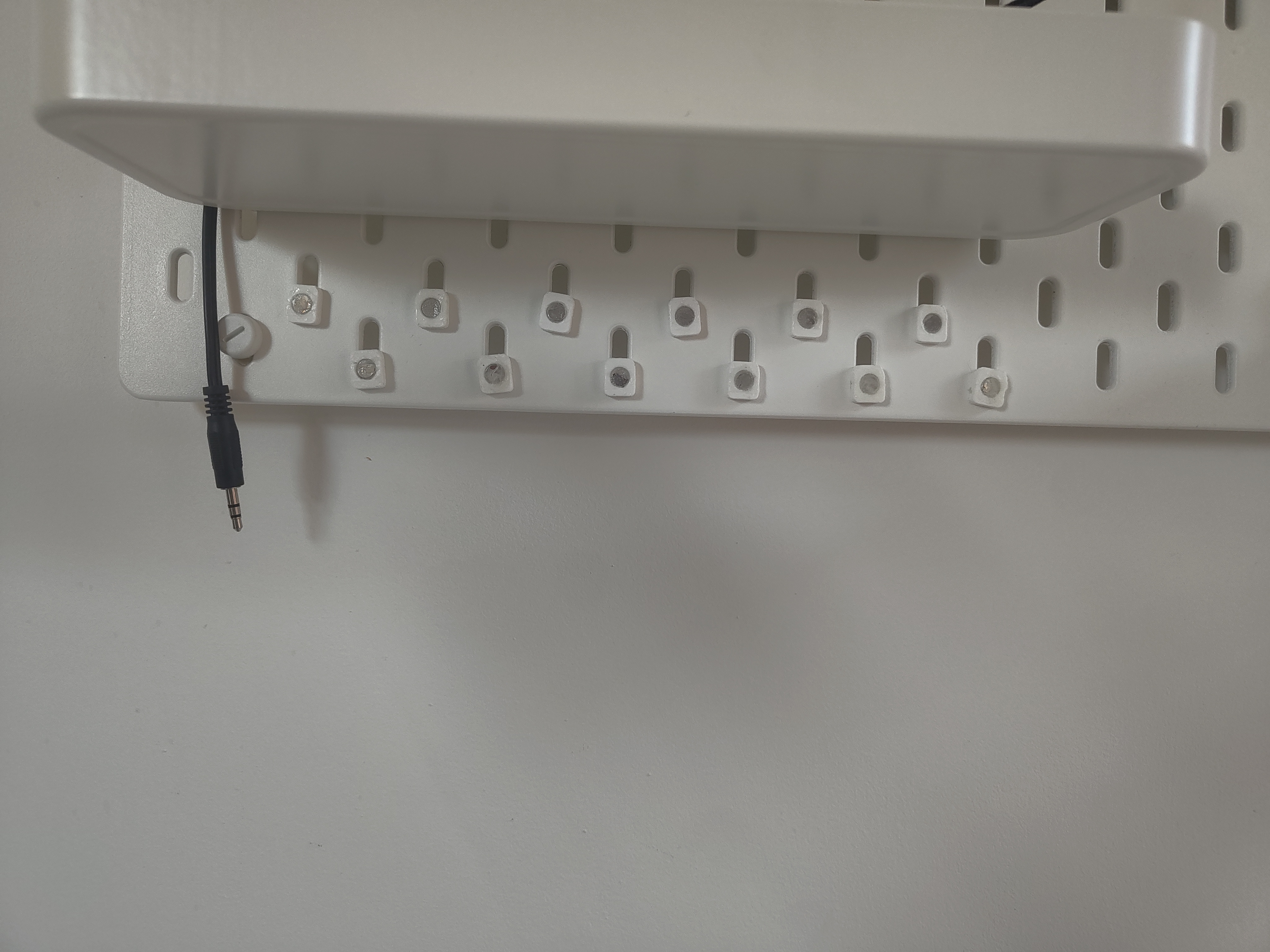 Skadis magnet holder 2x6 magnets