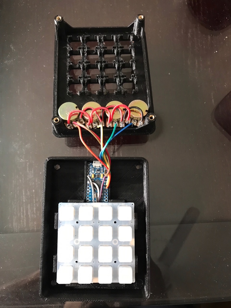 Miniatura 5 do modelo 3D UNTZtrument Slim Midi Controller