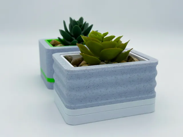 Modular Planter with Magnetic Drip Tray