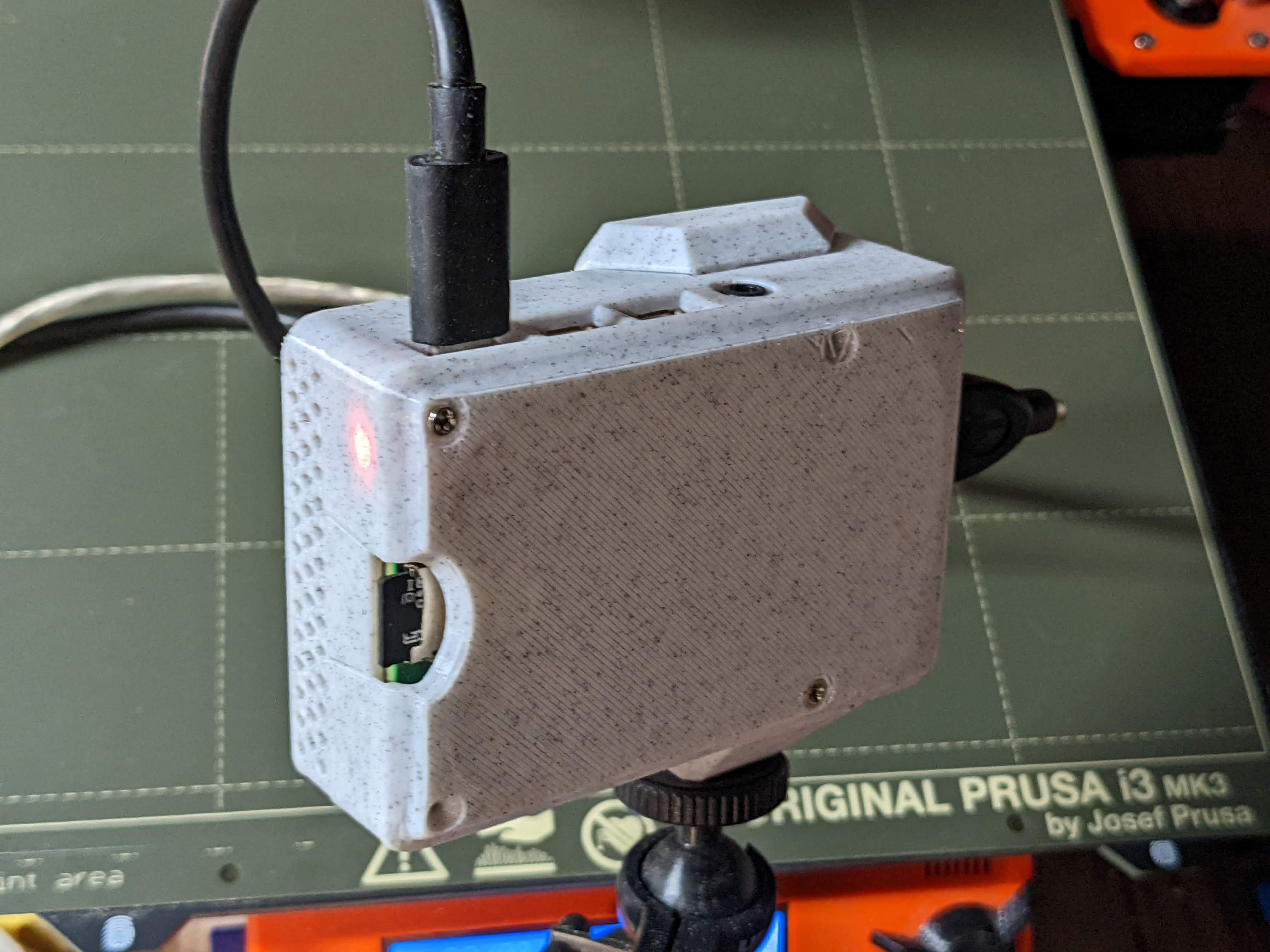 Raspberry Pi 4B Camera Case with Tripod Mount by DeJeR | Download free ...