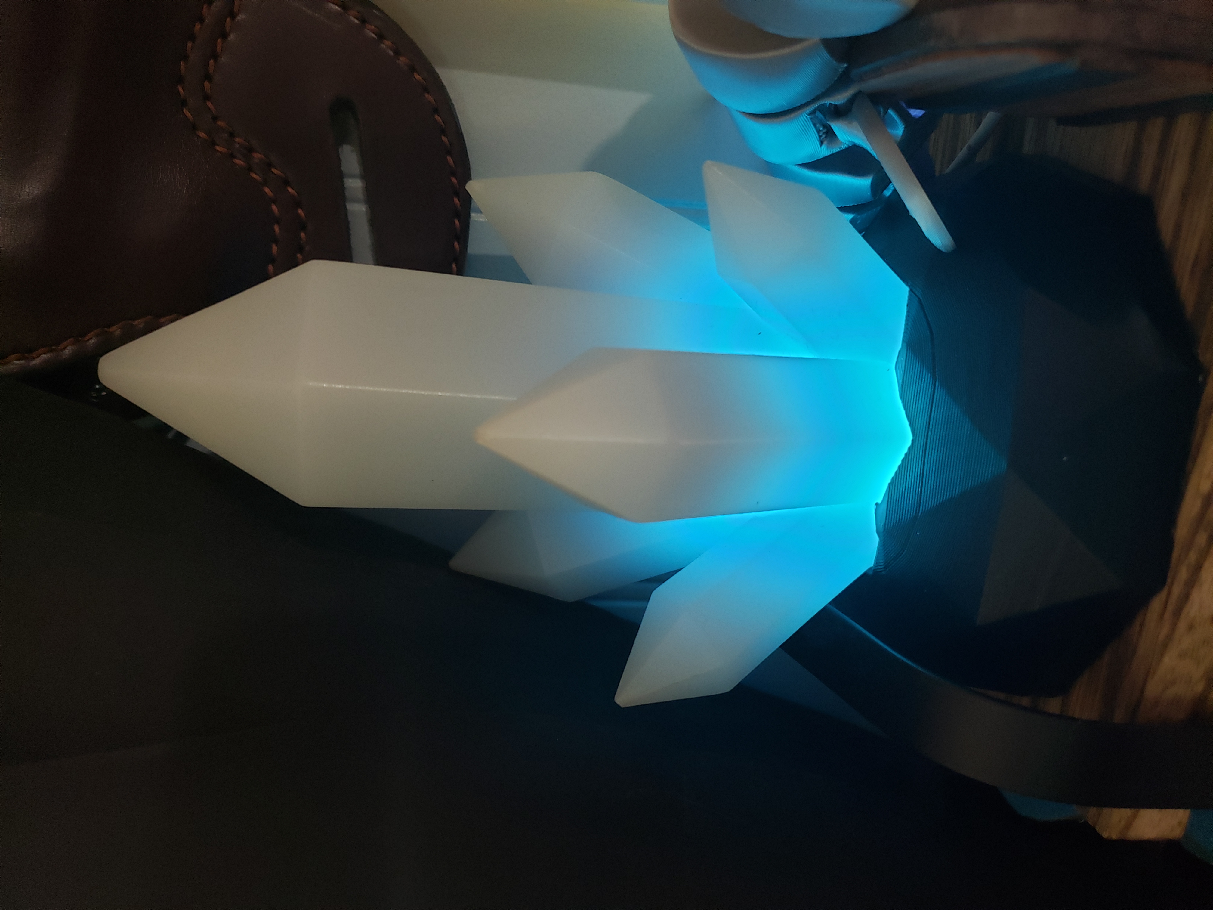 LED Crystal Cluster Lamp
